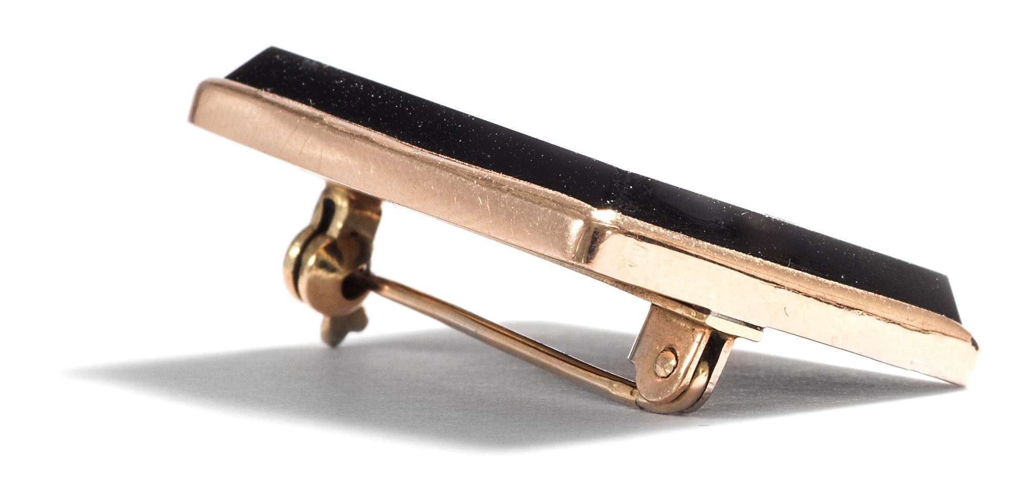 16-1527-Brosche-mit-Mikromosaik-des-Tempels-der-Fo