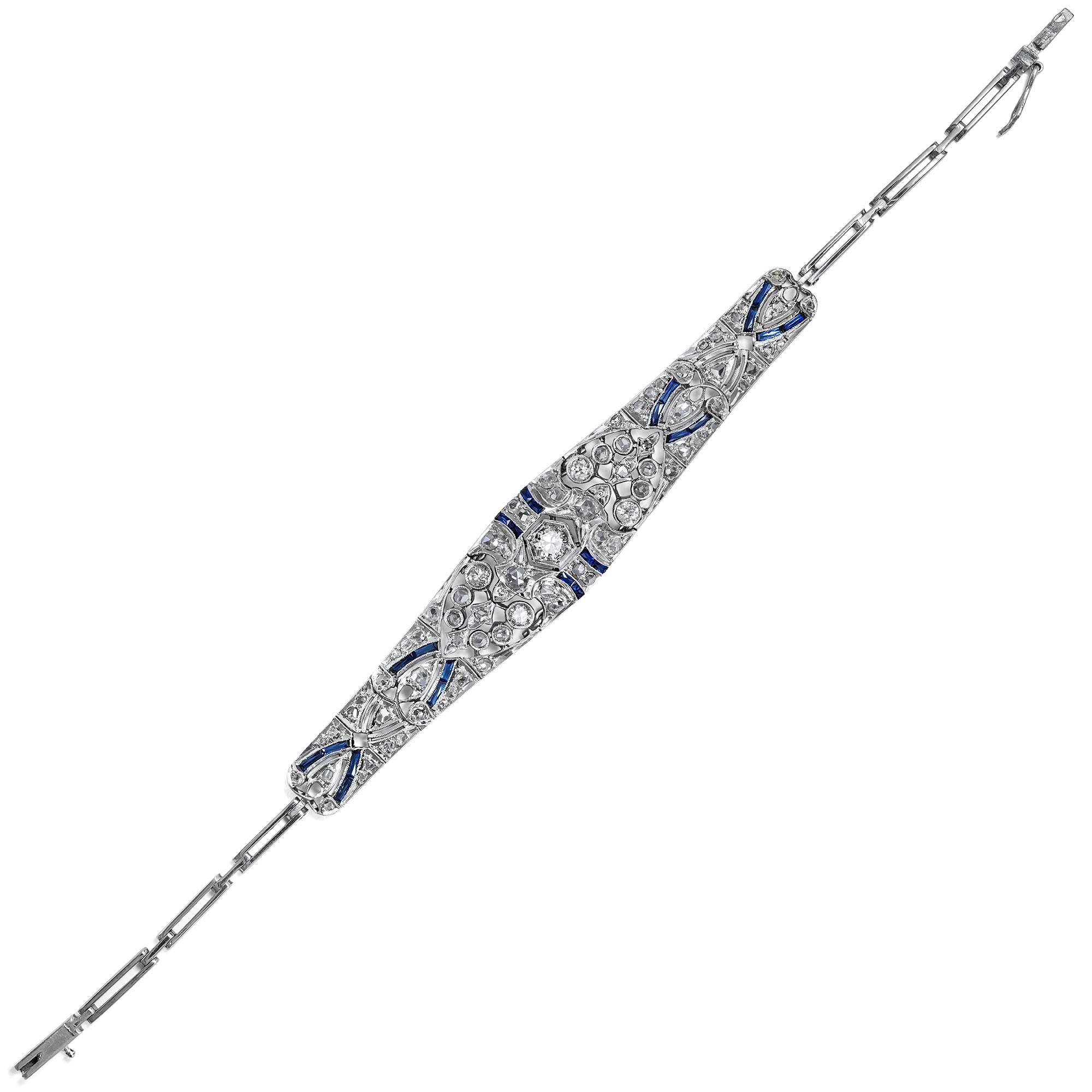592530-hofer-antikschmuck-Elegantes-Armband-der-Belle-epoque-mit-Diamanten-in-Silber-um-1915-Ein-Diamantgarten