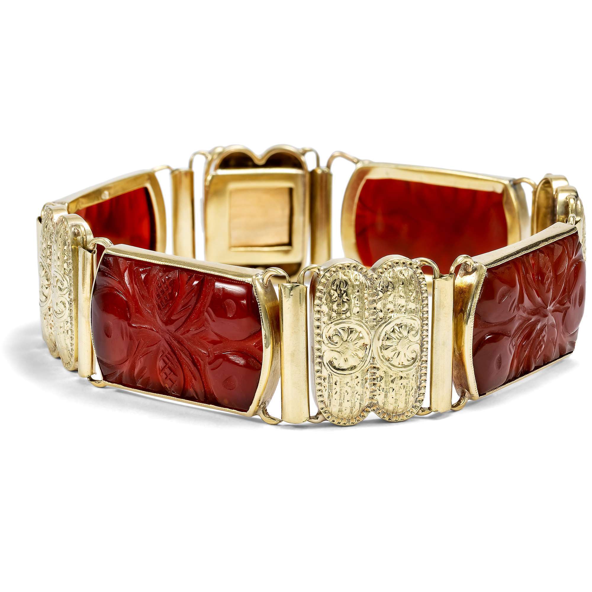 601027-hofer-antikschmuck-Antikes-Armband-mit-gravierten-Karneolen-in-Gold-Wien-um-1935-Gut-Kirschen-essen-_1
