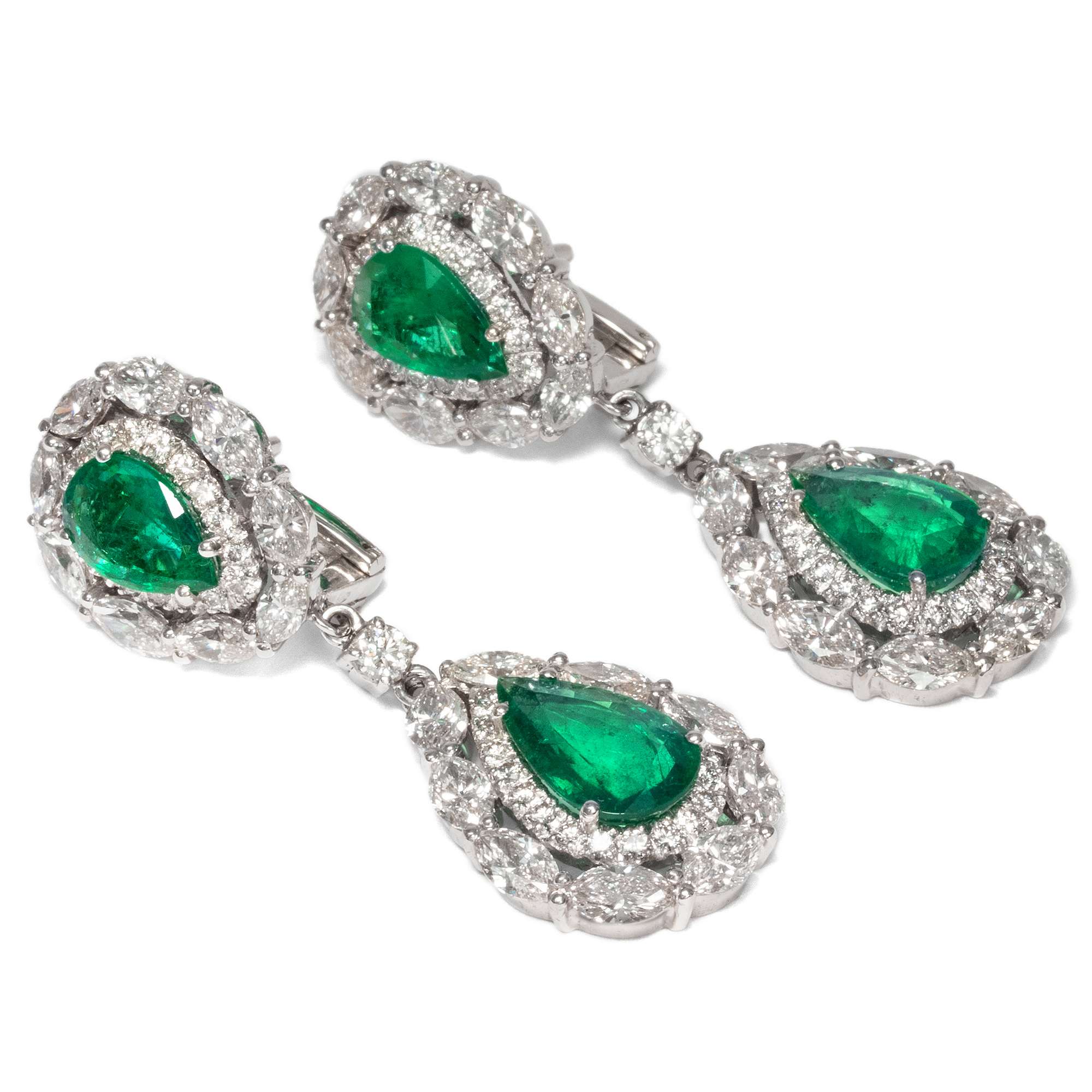 606351-hofer-antikschmuck-Grosse-Smaragd-Ohrringe-mit-Diamanten-in-Weissgold-Italien-um-2000-Frisch-und-anmutend
