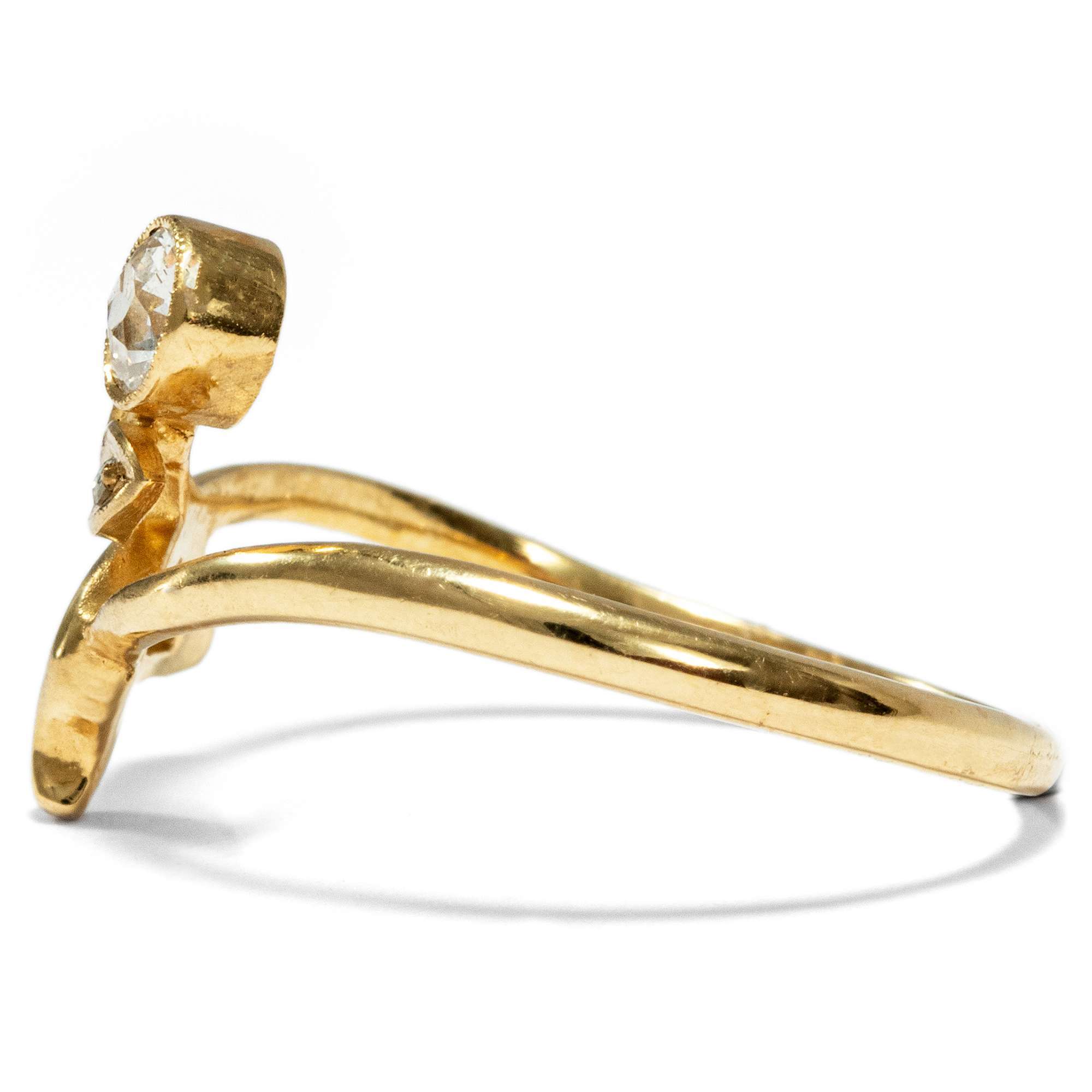 610547-hofer-antikschmuck-Goldring-in-Jugendstil-Formen-mit-Altschliff-Diamant-aus-unserer-Werkstatt-Fruehjahrserwachen_3
