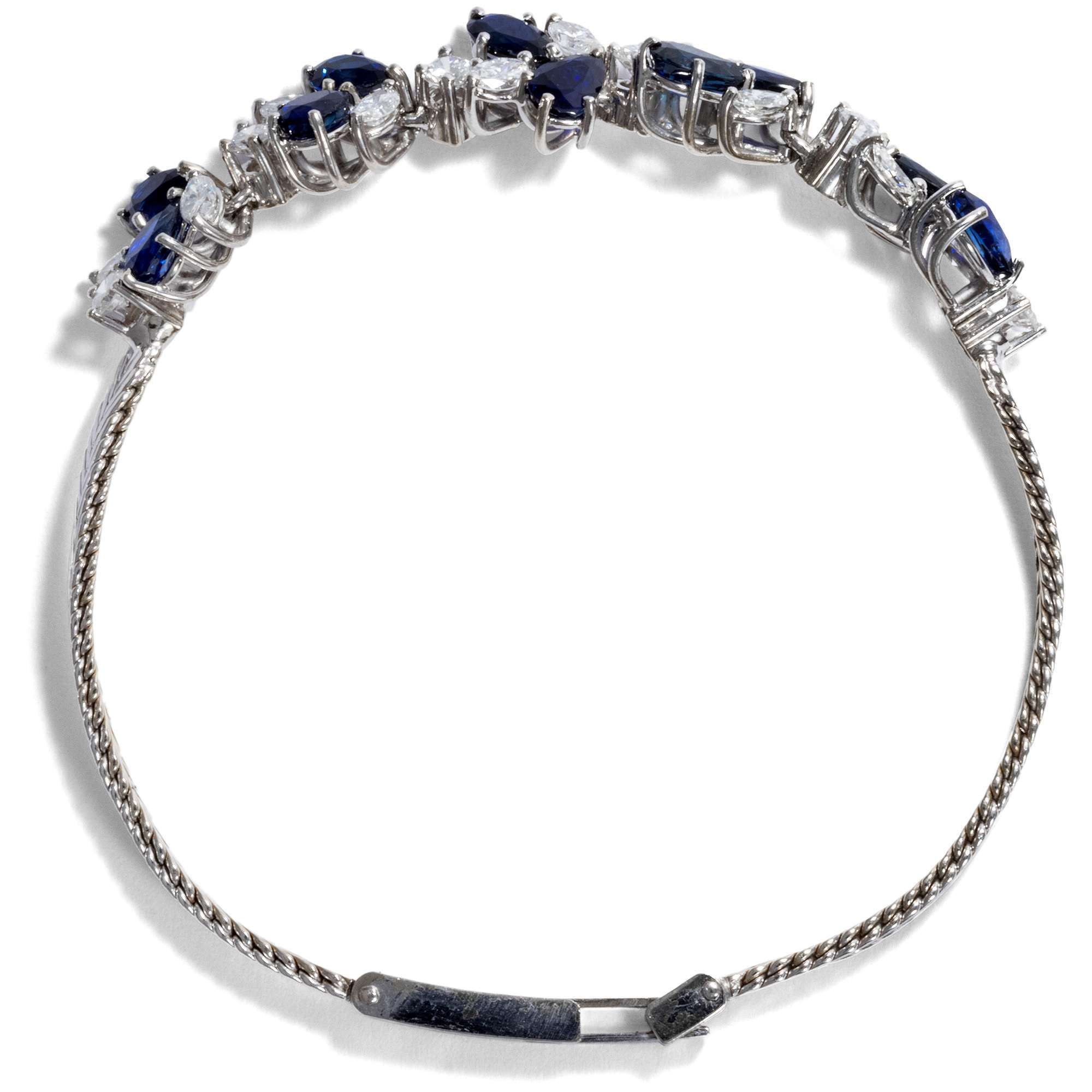 612448-hofer-antikschmuck-vFabelhafes-Clusterarmband-mit-Saphiren-und-Brillanten-in-Weissgold-um-1965-Glitzern-der-Sechziger-Jahre-fuer-den-Arm_6