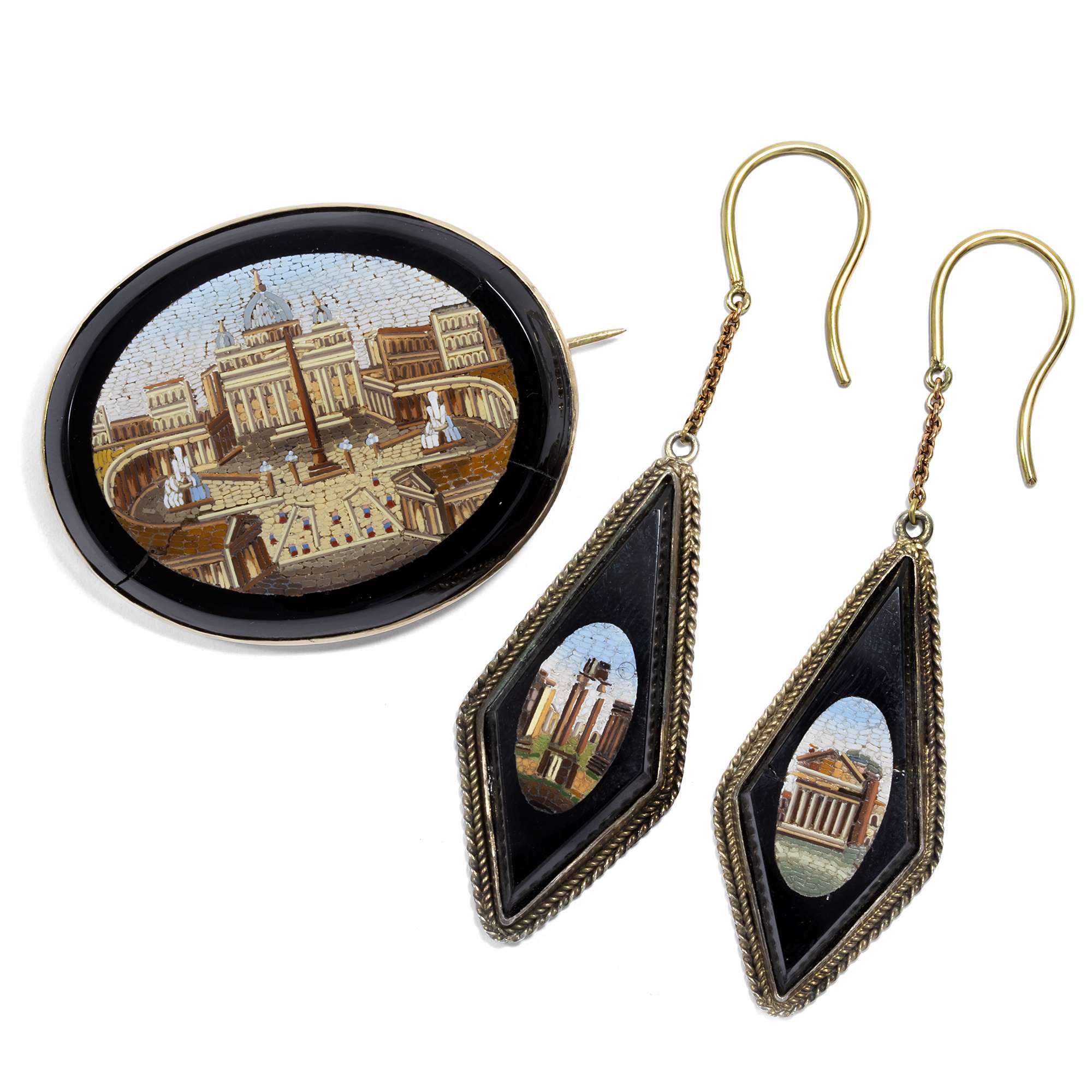 613119-hofer-antikschmuck-Fabelhafte-Demi-Parure-mit-Mikromosaiken-in-Gold-Rom-um-1857-Urbi-et-Orbi_1