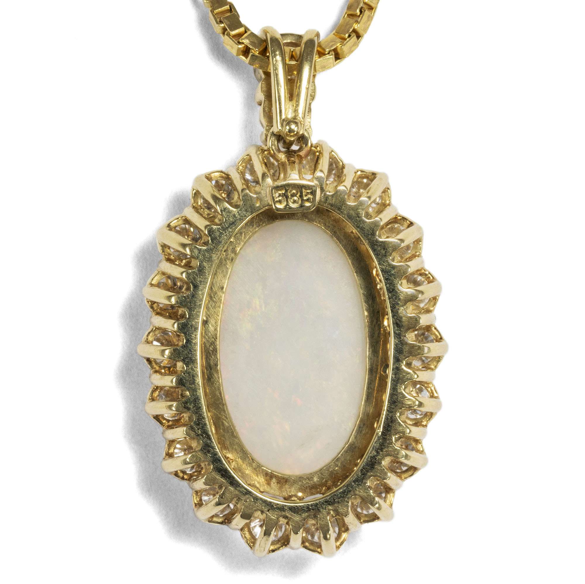 615712-hofer-antikschmuck-Wundervoller-vintage-Anhaenger-mit-Opal-und-Diamanten-in-Gold-um-1990-Rainbow-und-Starlight_7