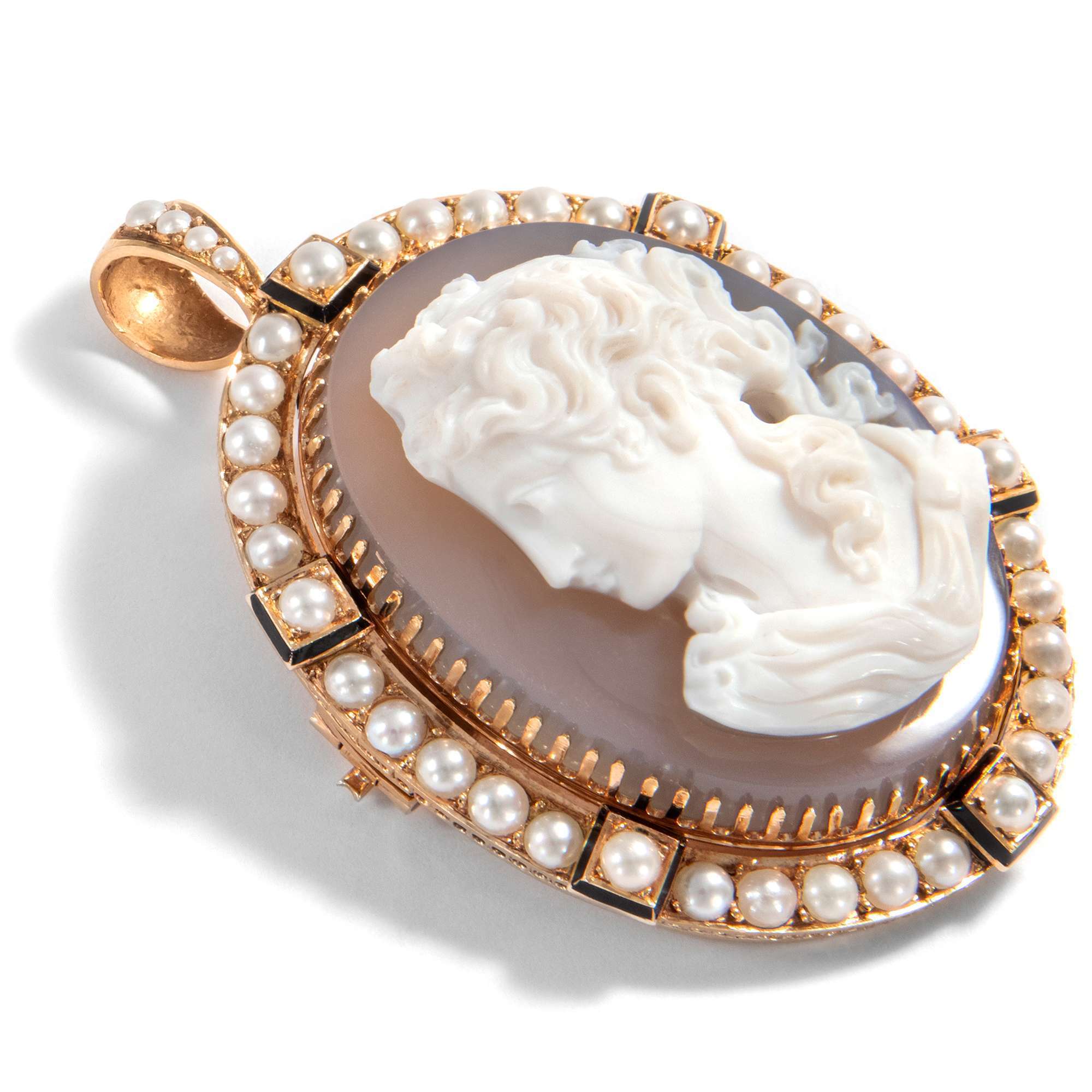 616204-hofer-antikschmuck-Exquisites-Medaillon-mit-Lagenstein-Gemme-in-Gold-Paris-um-1870-Das-Vergangene-bewahren