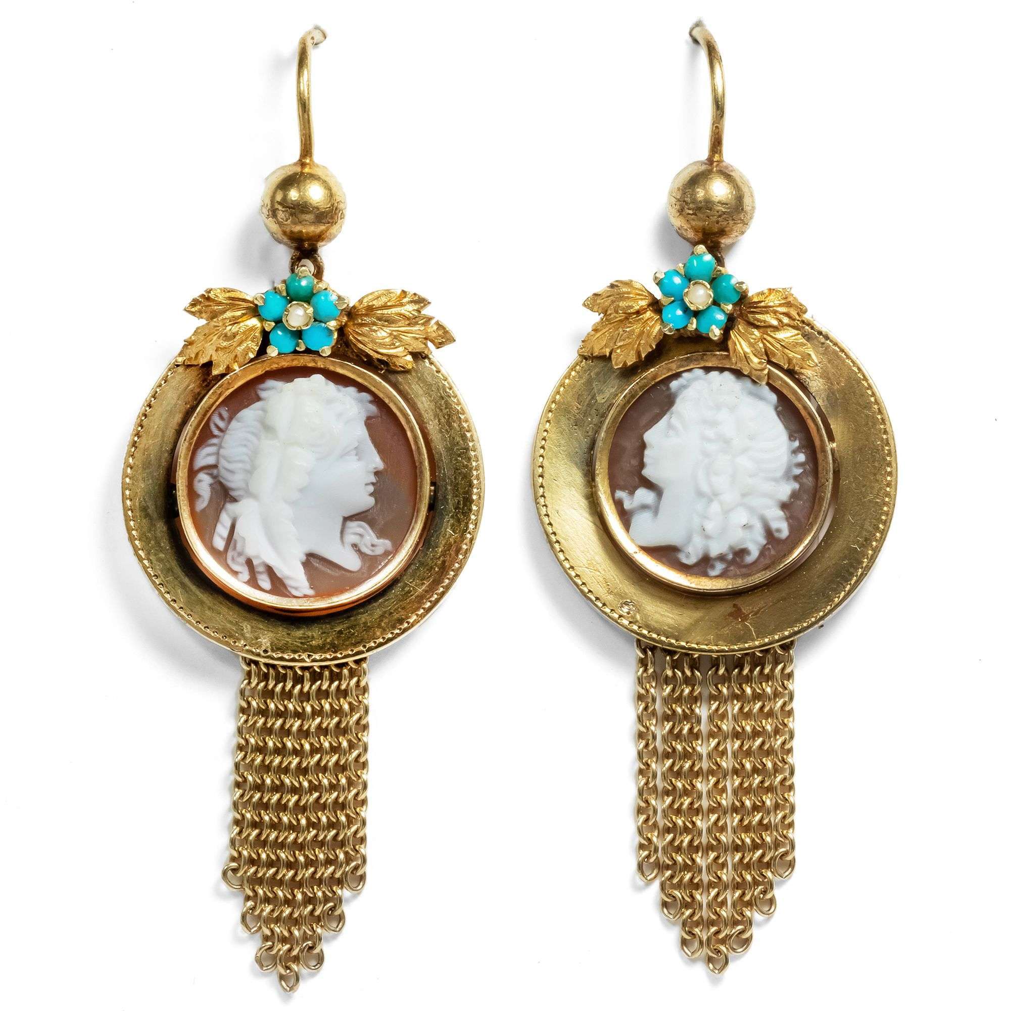 618193-hofer-antikschmuck-Antike-Demi-Parure-mit-Muschelgemmen-in-Gold-oesterreich-Ungarn-um-1870-Weinlaub-und-Vergissmeinnicht_2