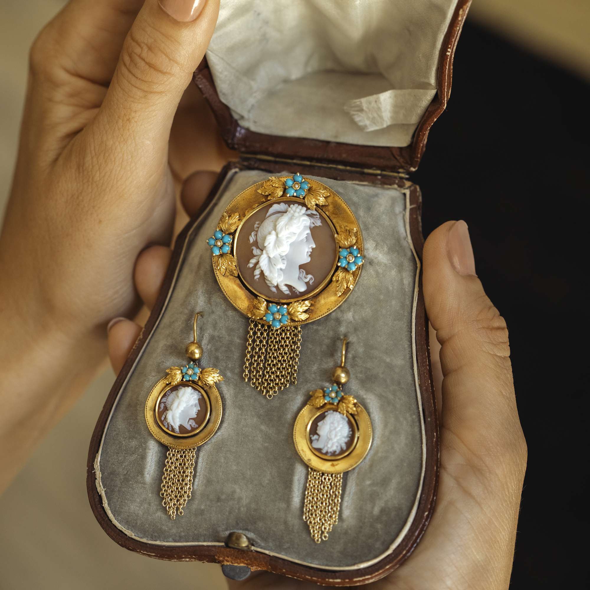 Alexander Gehring für Hofer Antikschmuck