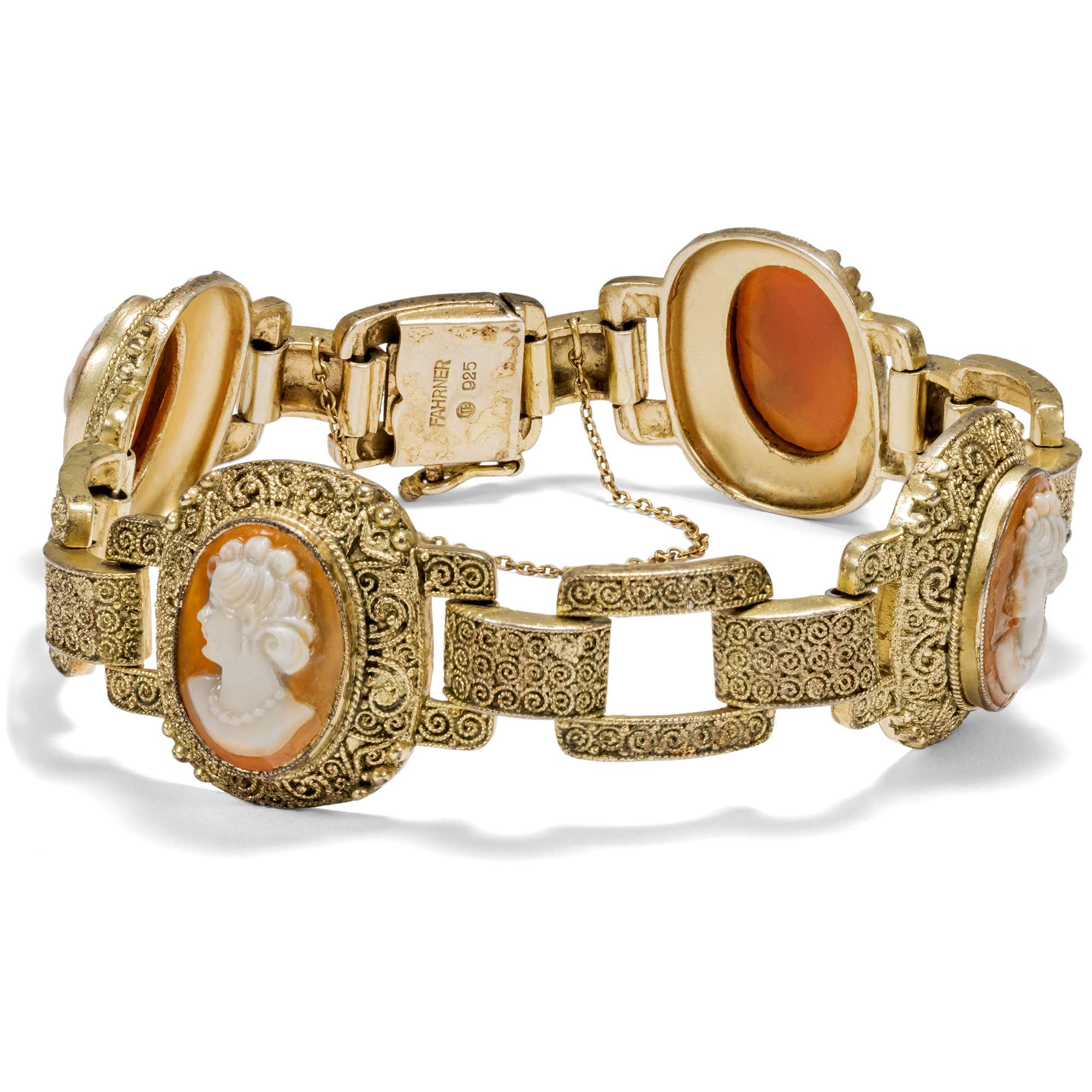 618302-hofer-antikschmuck-Feines-Fahrner-Armband-mit-Gemmen-in-vergoldetem-Silber-um-1955-Damenwahl