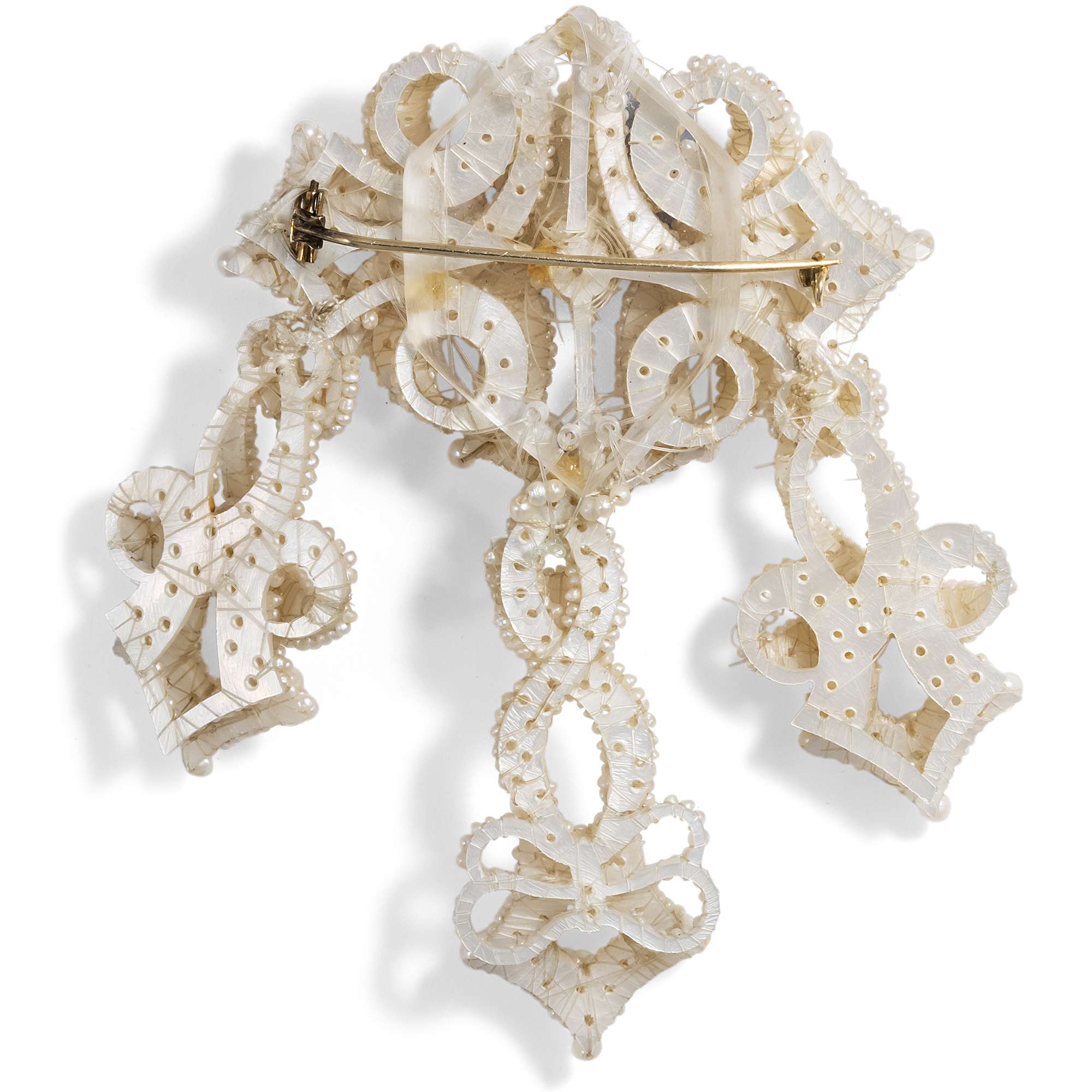 619911-hofer-antikschmuck-Museale-viktorianische-Parure-aus-natuerlichen-Saatperlen-Grossbritannien-um-1850-In-Weiss_9