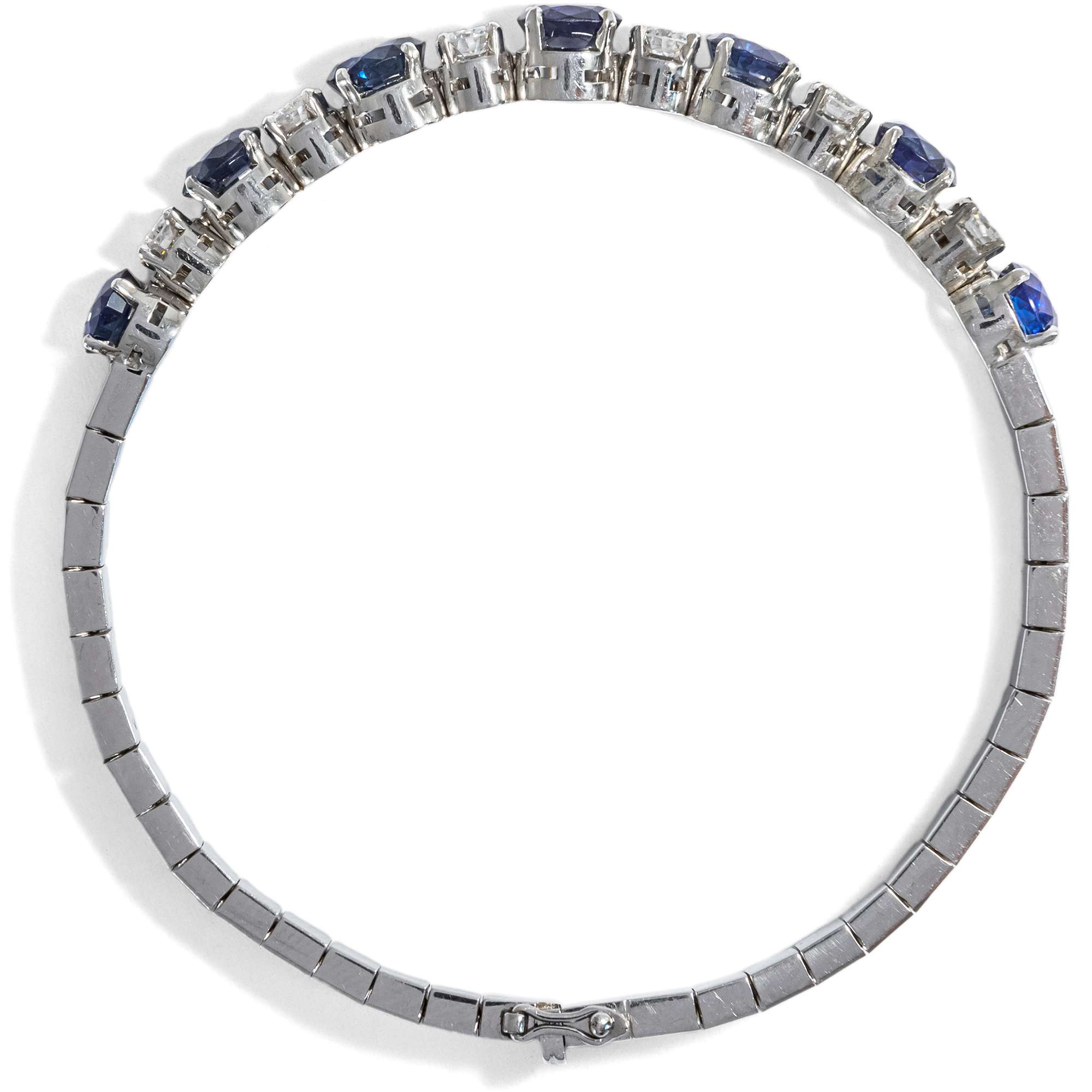 622240-hofer-antikschmuck-Edles-vintage-Armband-mit-Saphiren-und-Diamanten-in-Weissgold-um-1975-Belle-du-jour-et-nuit_7