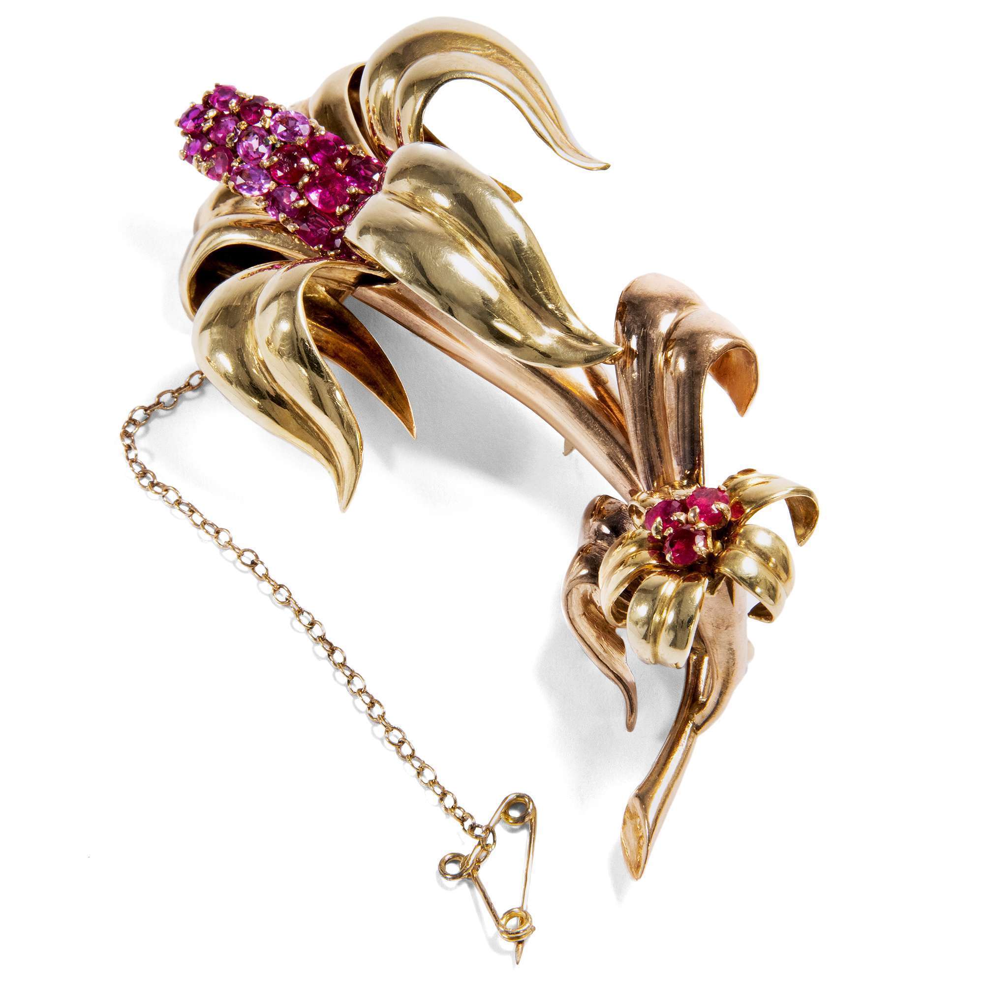 622437-hofer-antikschmuck-Grossartige-Brosche-mit-Burma-Rubinen-in-Gold-des-spaeten-Art-Deco-um-1940-Ausflug-ins-Paradies_1