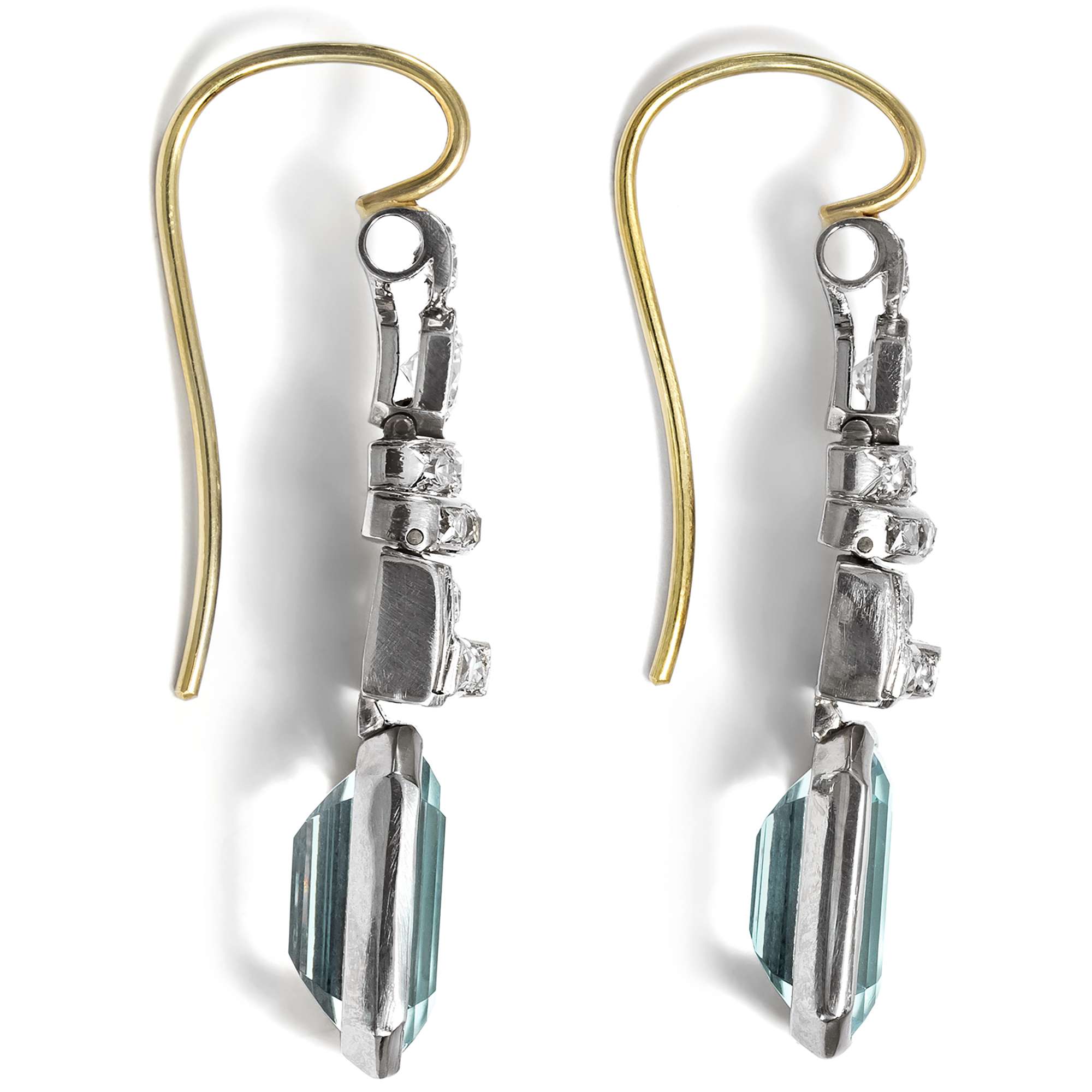 622523-hofer-antikschmuck-Aquamarin-und-Diamant-Ohrringe-aus-einem-Uhrarmband-des-Art-Deco-um-1930-2024-Zum-Leben-erwacht_5