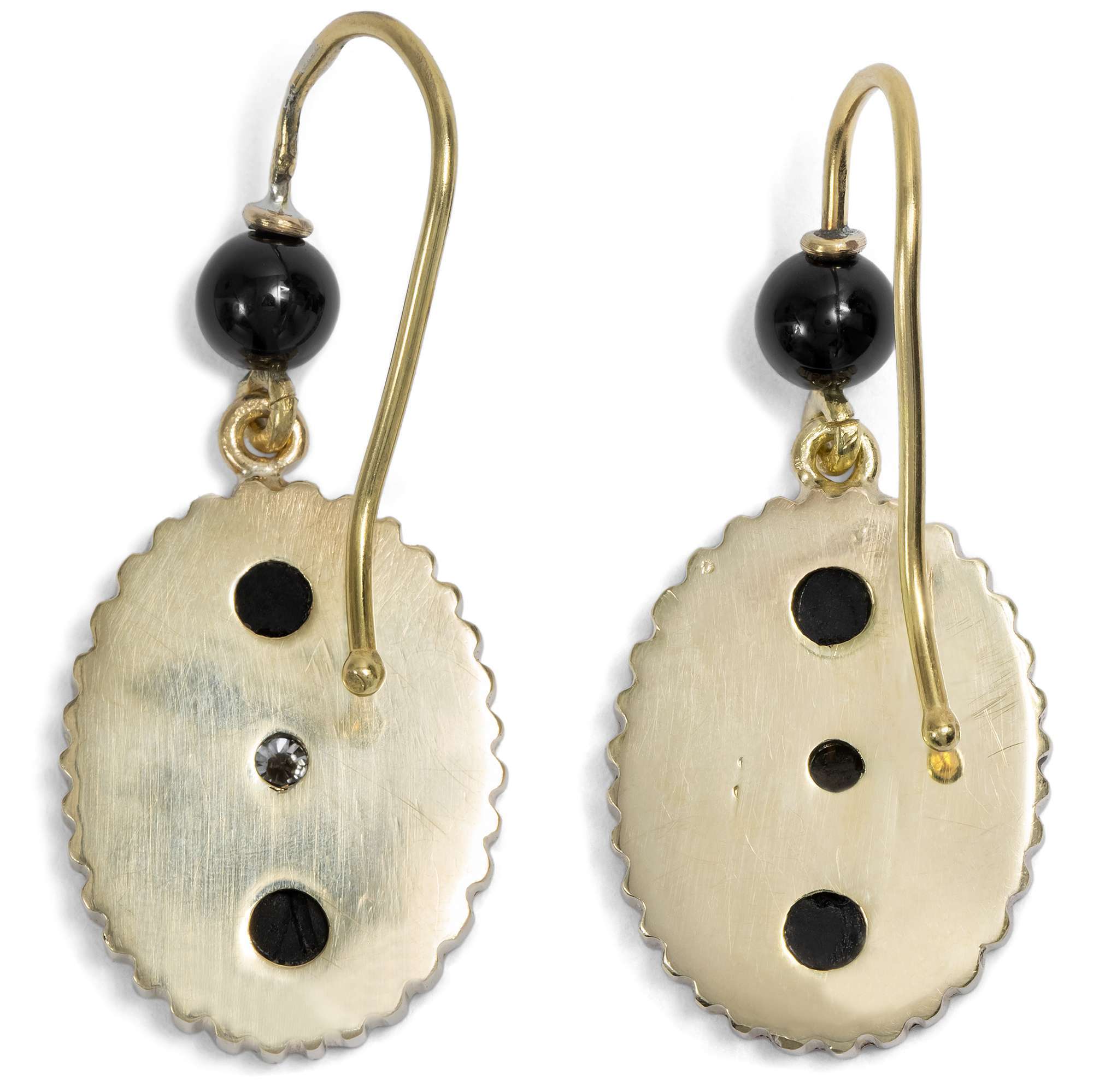 622734-hofer-antikschmuck-Mondaene-vintage-Ohrringe-aus-Onyx-Gold-und-Diamanten-um-1985-Art-Deco-und-Schulterpolster_3