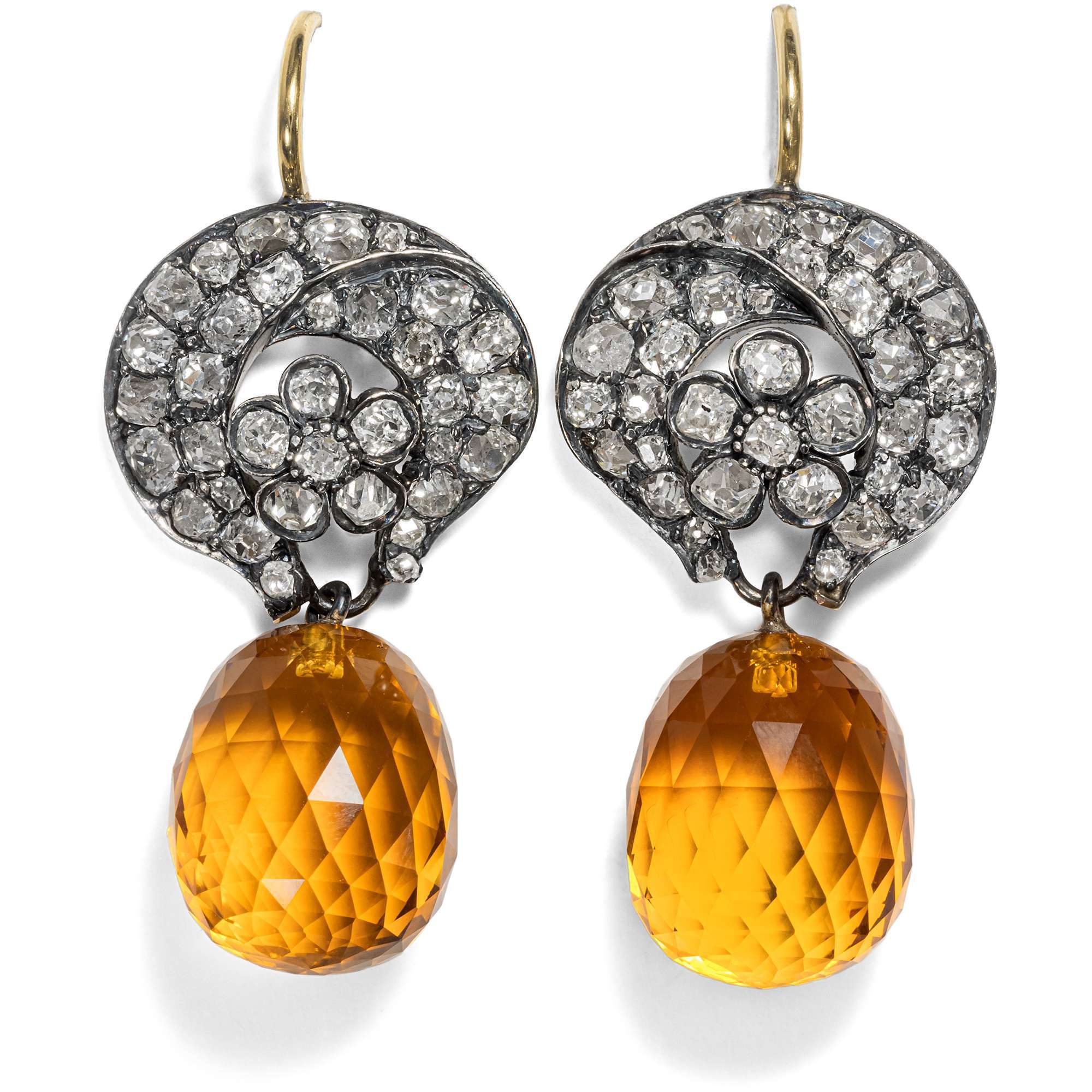 622889-hofer-antikschmuck-Fabelhafte-Ohrringe-aus-Citrinen-und-antiken-Diamantelementen-um-1860-2023-Winterzeit-und-Sonnenstrahl