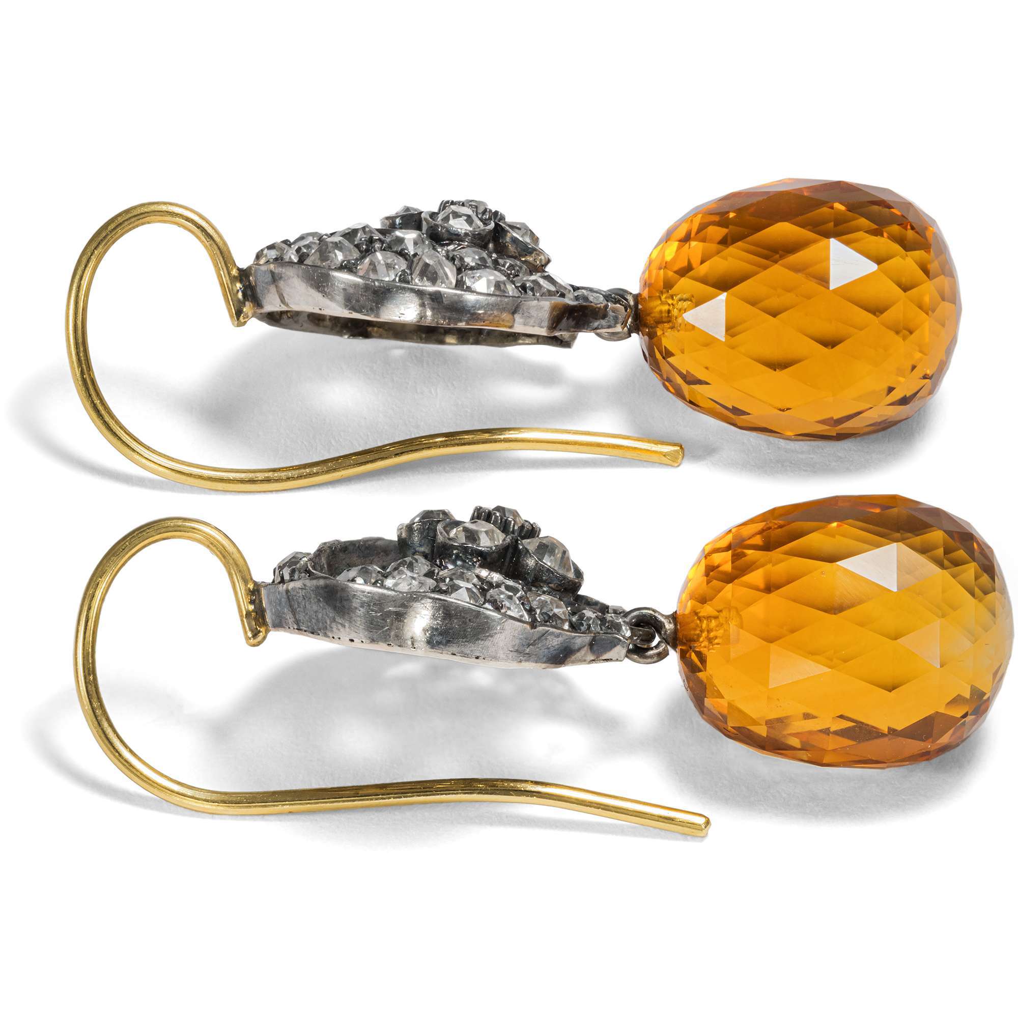 622889-hofer-antikschmuck-Fabelhafte-Ohrringe-aus-Citrinen-und-antiken-Diamantelementen-um-1860-2023-Winterzeit-und-Sonnenstrahl_1