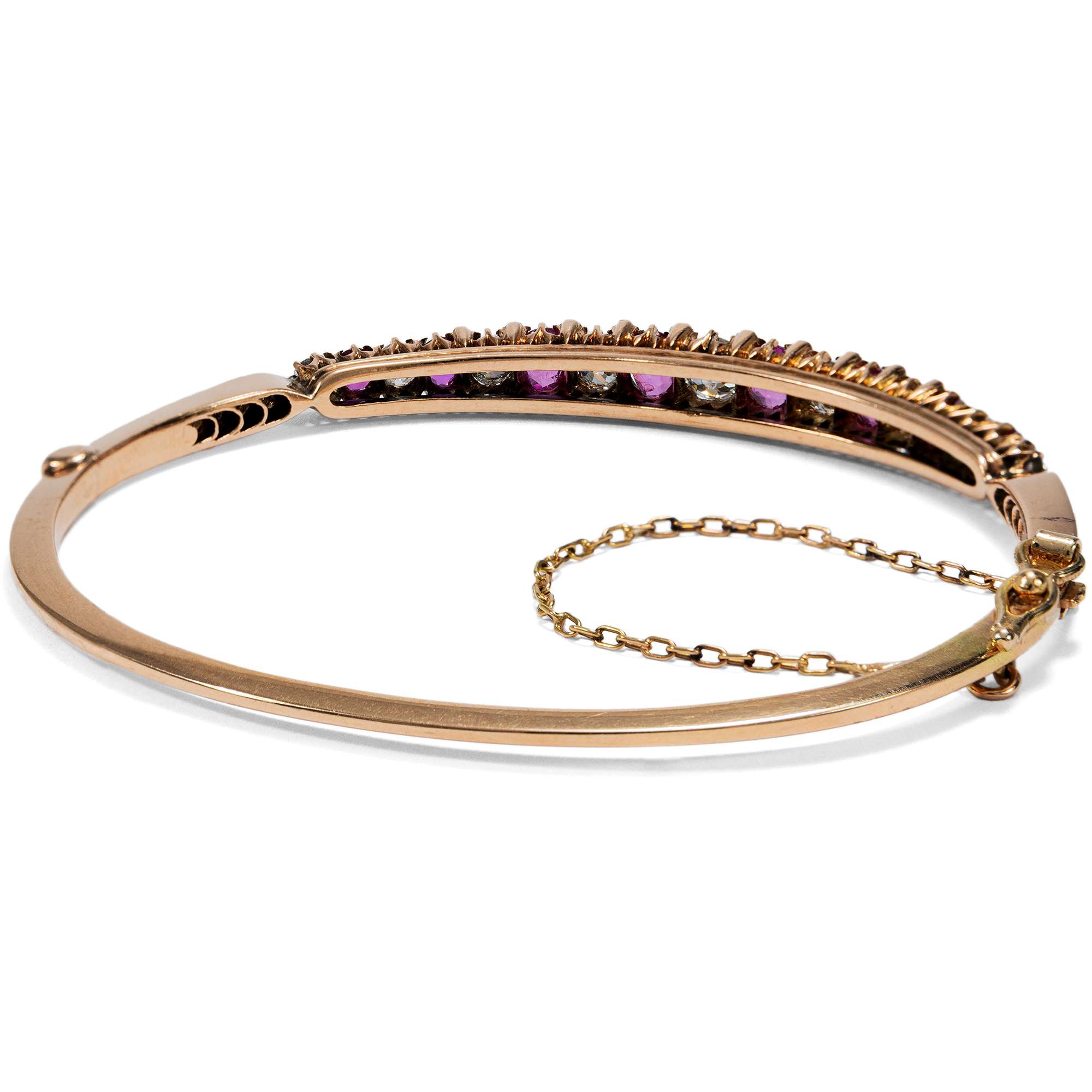 623225-hofer-antikschmuck-Antiker-Armreif-mit-Rubinen-und-Diamanten-in-Rotgold-um-1895-Buehne-frei_2