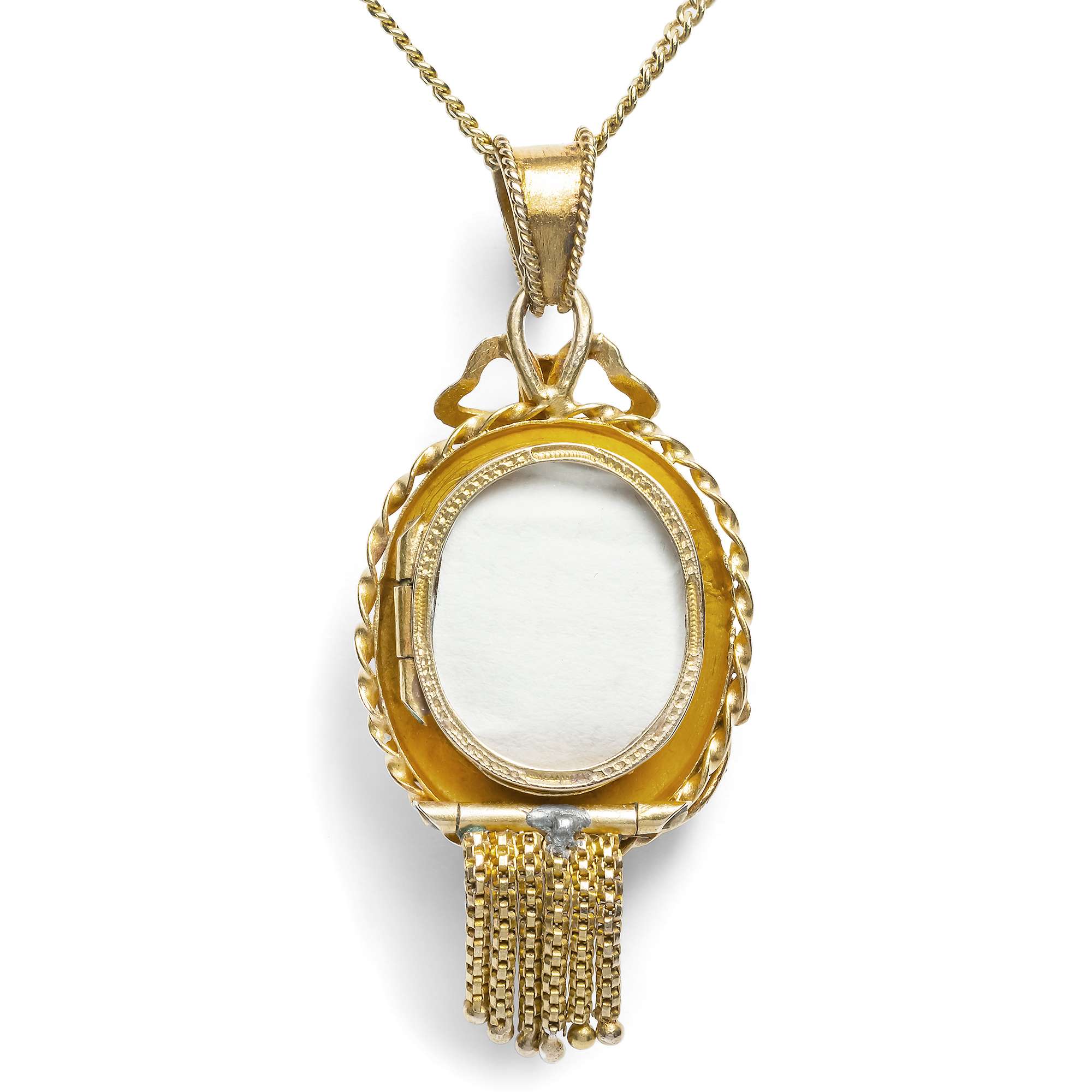 623474-hofer-antikschmuck-Romantisches-Set-aus-Gold-und-gravierter-Koralle-Medaillon-und-Ohrringe-Niederlande-um-1870-Ich-fand-mein-Herz-in-Portofino_3