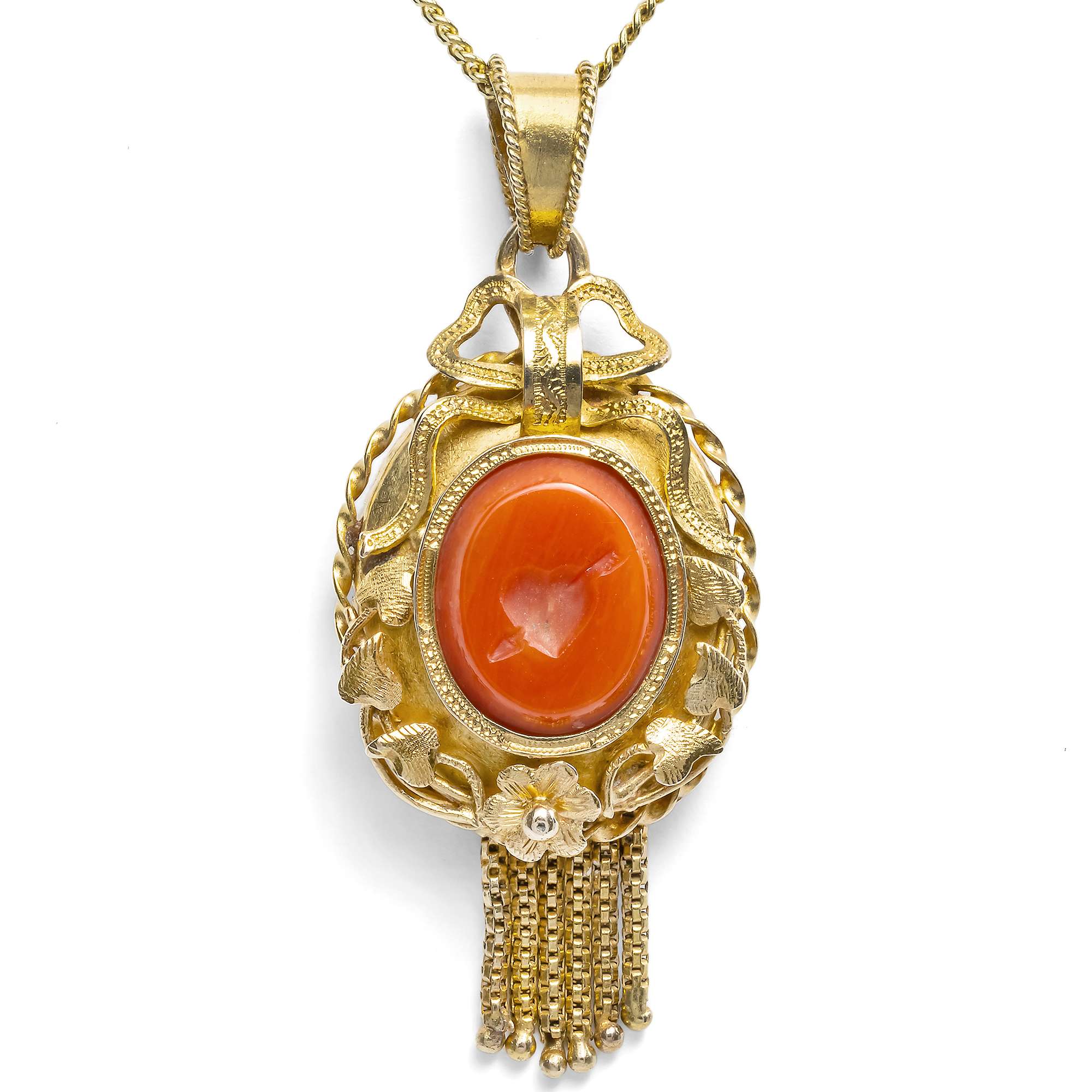 623474-hofer-antikschmuck-Romantisches-Set-aus-Gold-und-gravierter-Koralle-Medaillon-und-Ohrringe-Niederlande-um-1870-Ich-fand-mein-Herz-in-Portofino_5