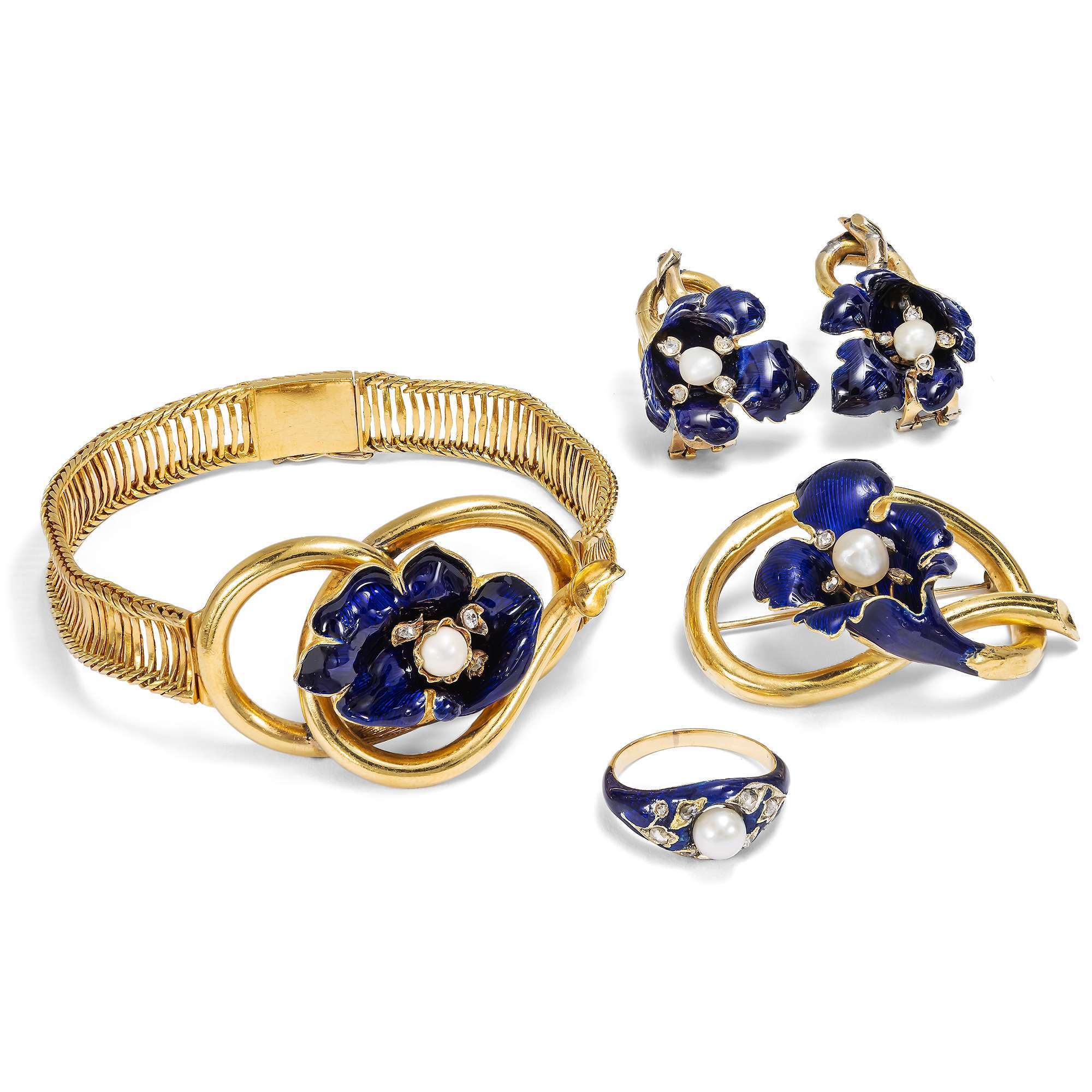 623901-hofer-antikschmuck-Antike-Parure-aus-Armband-Brosche-Ohrclips-und-Ring-mit-Naturperlen-und-Diamanten-um-1850-Blaue-Blumen