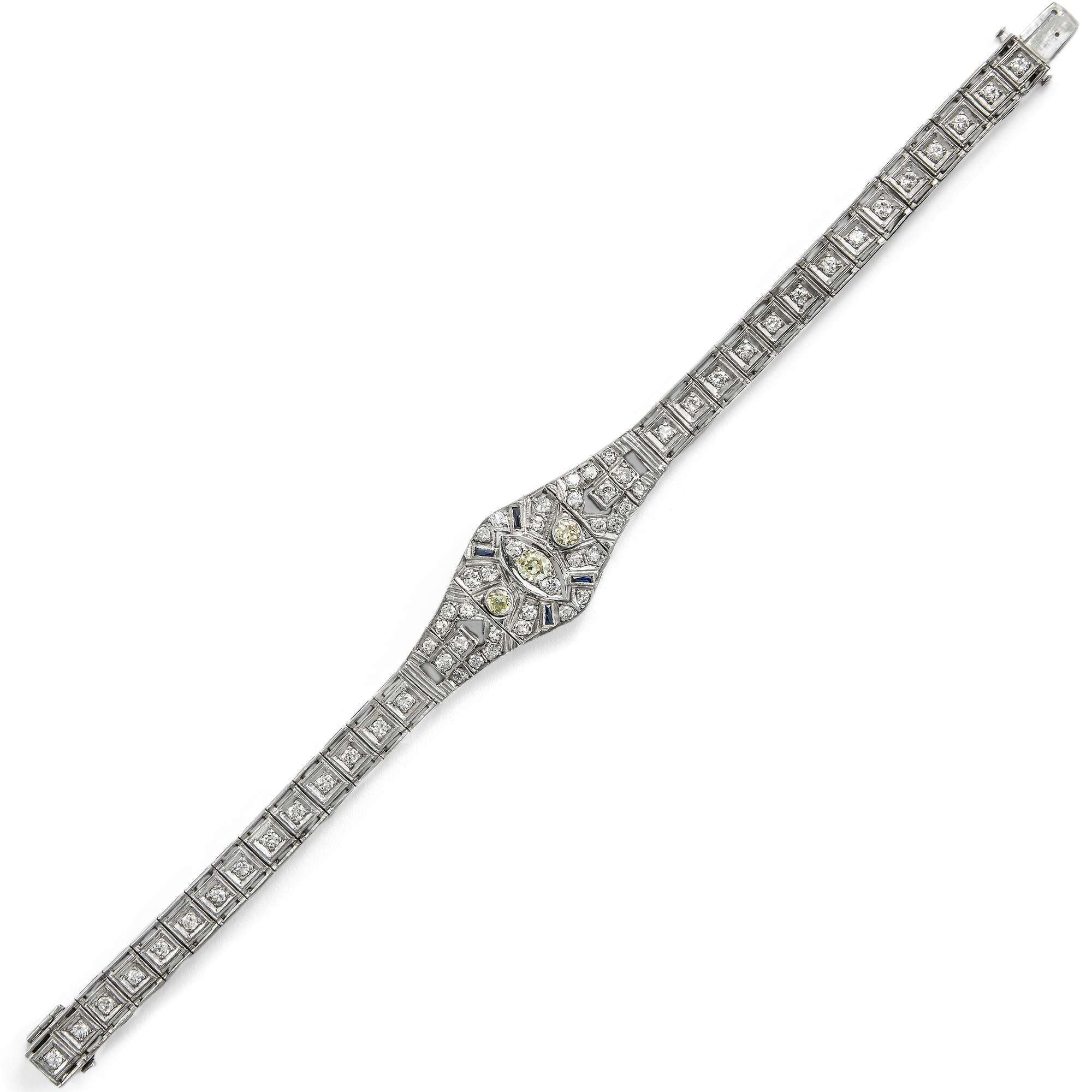 624225-hofer-antikschmuck-Elegantes-Armband-aus-Palladium-mit-Diamanten-und-Saphiren-Art-Deco-um-1940-Ein-funkelnder-Begleiter_2