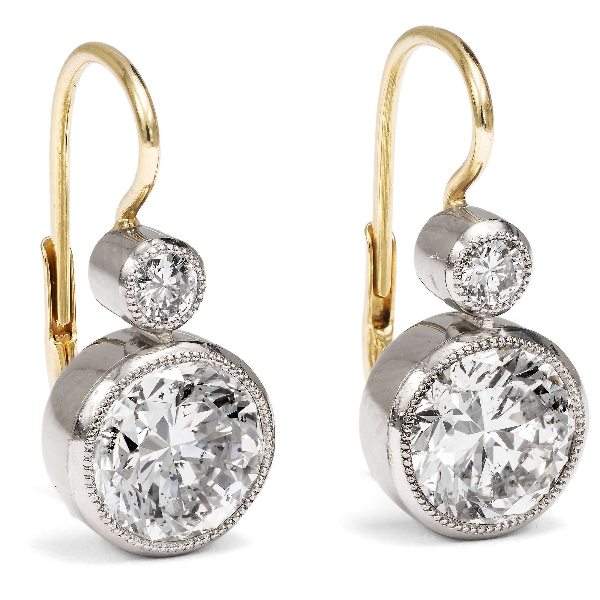 624290-hofer-antikschmuck-Kostbare-Ohrringe-aus-Gold-und-Weissgold-mit-3-64-ct-Vintage-Brillanten-Berlin-2025-Die-hohe-Schule-des-Funkelns_1