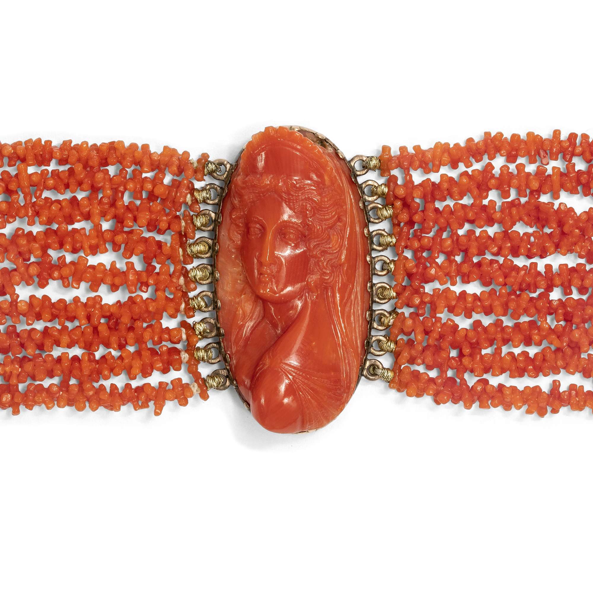 624819-hofer-antikschmuck-Antike-Demi-Parure-aus-Collier-und-Armband-aus-Mittelmeerkoralle-in-Gold-um-1825-Von-Goettern-begleitet_8