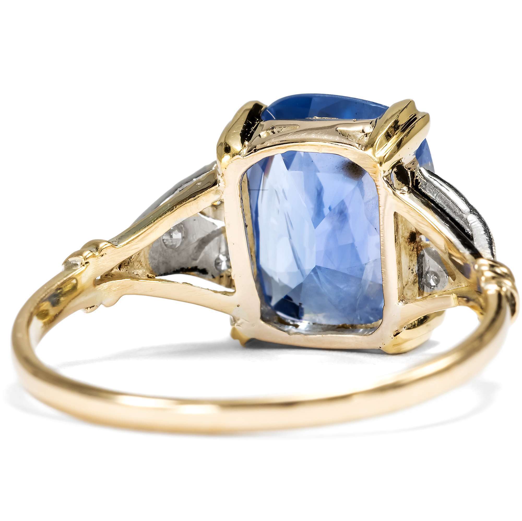 625009-hofer-antikschmuck-Feiner-Art-Deco-Ring-mit-Ceylon-Saphir-und-Diamanten-um-1930-Salomon-und-die-Koenigin-von-Saba_4