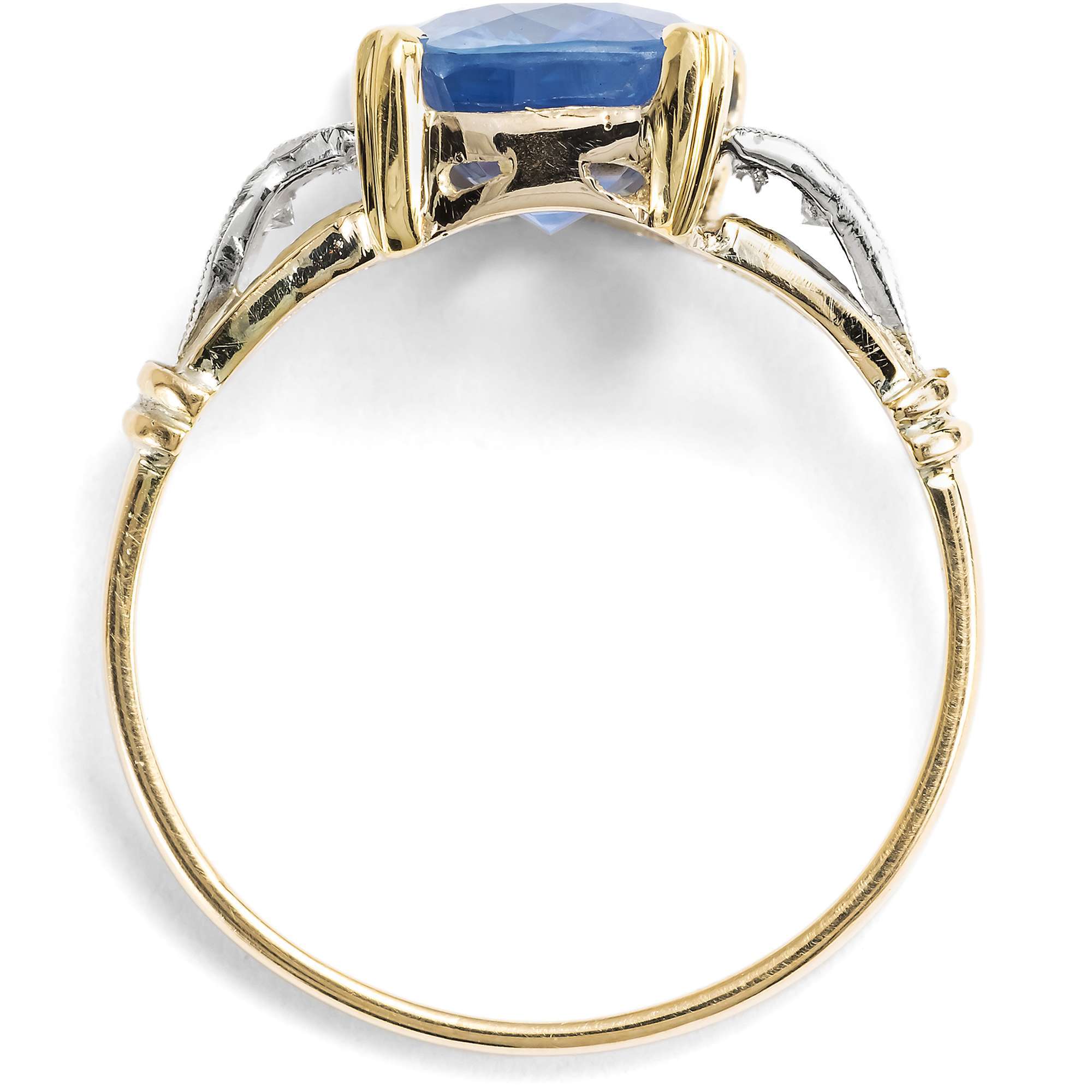 625009-hofer-antikschmuck-Feiner-Art-Deco-Ring-mit-Ceylon-Saphir-und-Diamanten-um-1930-Salomon-und-die-Koenigin-von-Saba_6