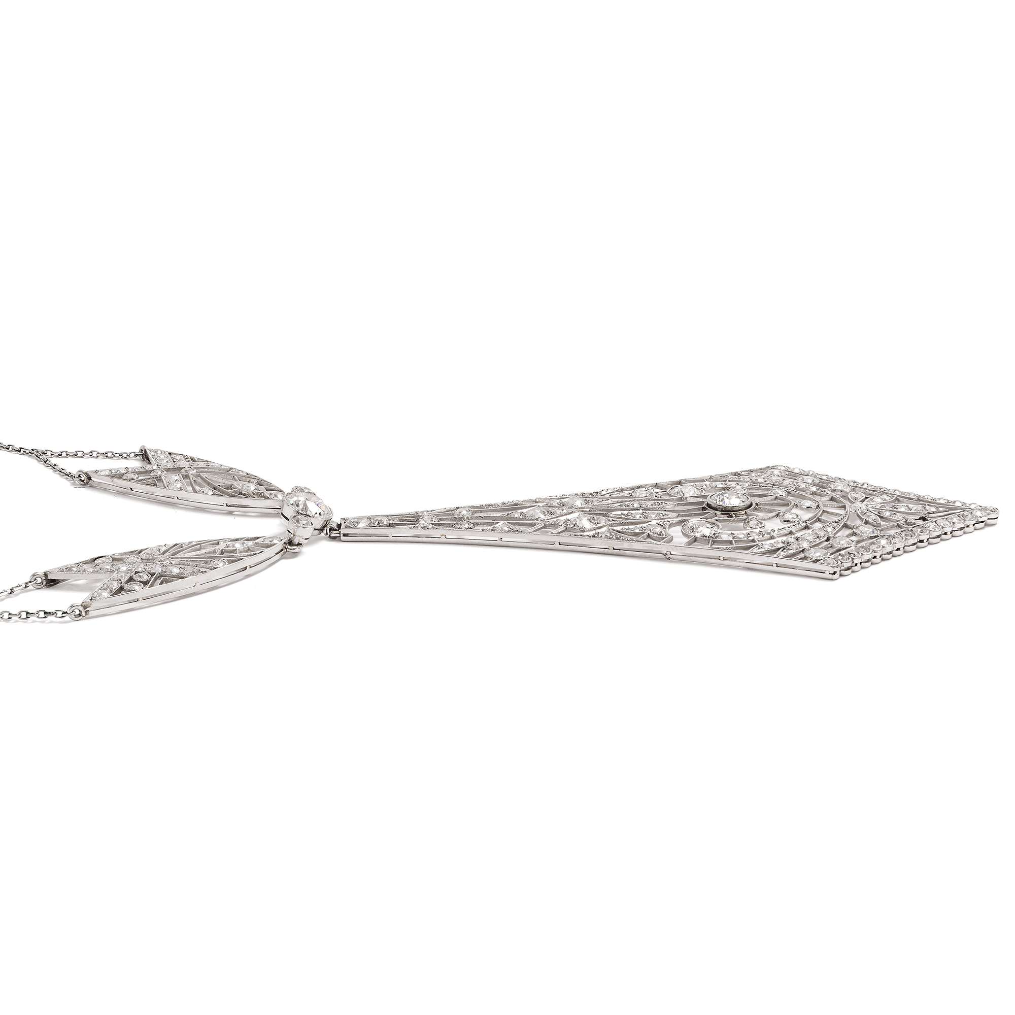 625185-hofer-antikschmuck-Prachtvolles-Collier-mit-8-90-ct-Diamanten-in-Platin-um-1915-Weisse-Spitze_2