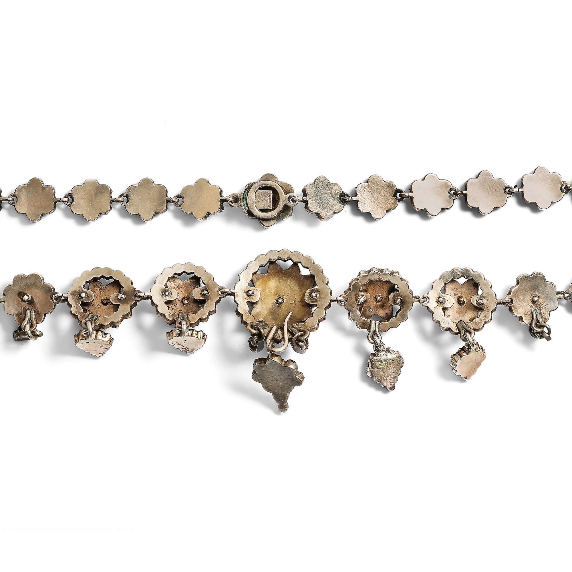 625279-hofer-antikschmuck-Antikes-Blueten-Collier-aus-boehmischen-Granaten-um-1880-Bohemian-Rhapsody_4