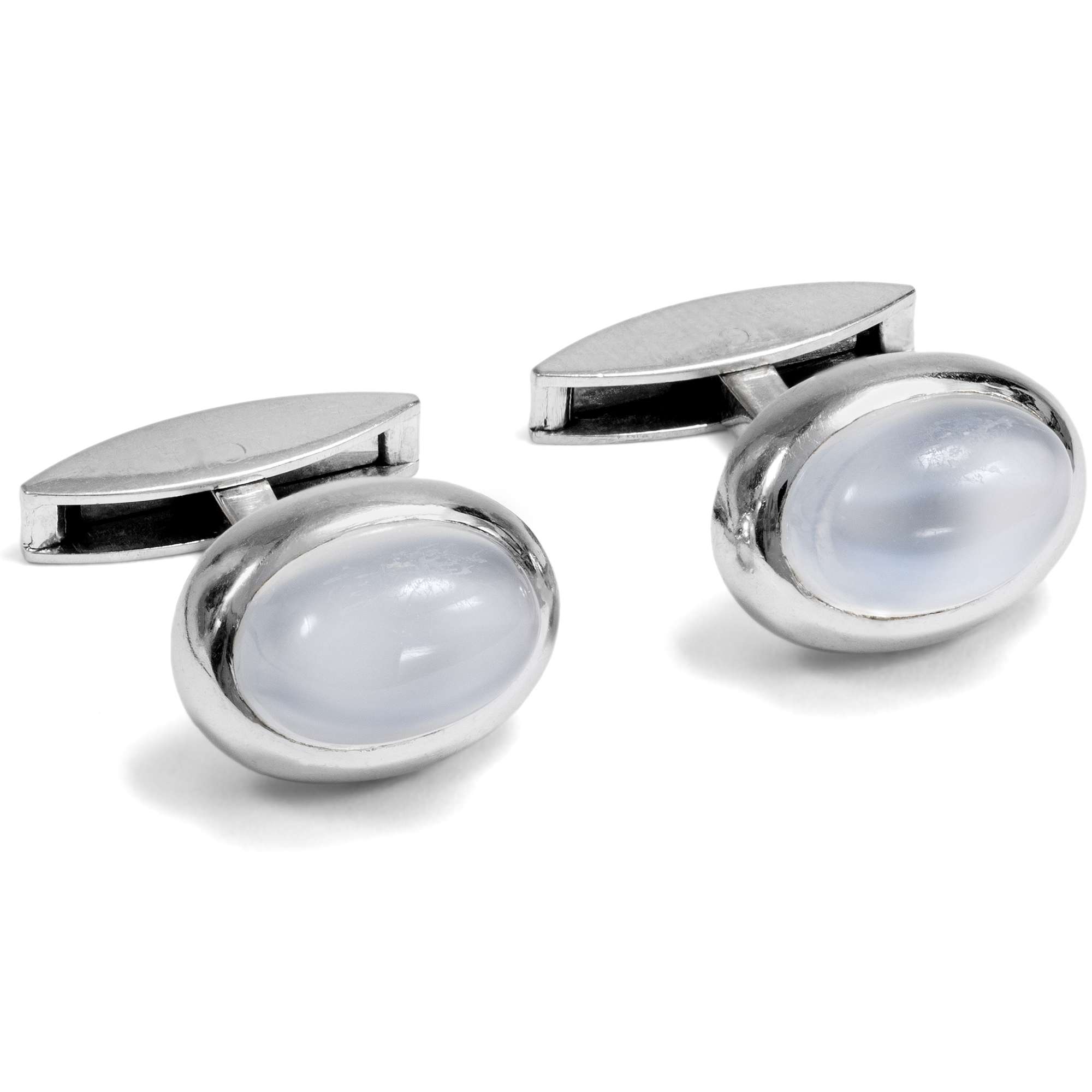 625820-hofer-antikschmuck-Vintage-Manschettenknoepfe-mit-Mondsteinen-in-Weissgold-Pforzheim-um-1970-Man-in-the-Moon
