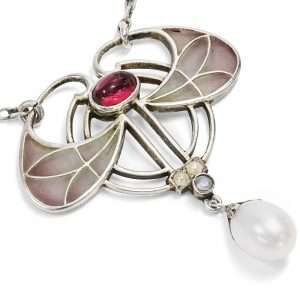 625889-hofer-antikschmuck-Jugendstil-Collier-mit-Plique-a-Jour-Email-und-Perlen-in-Silber-Pforzheim-um-1900-Ein-frisches-Werden_3