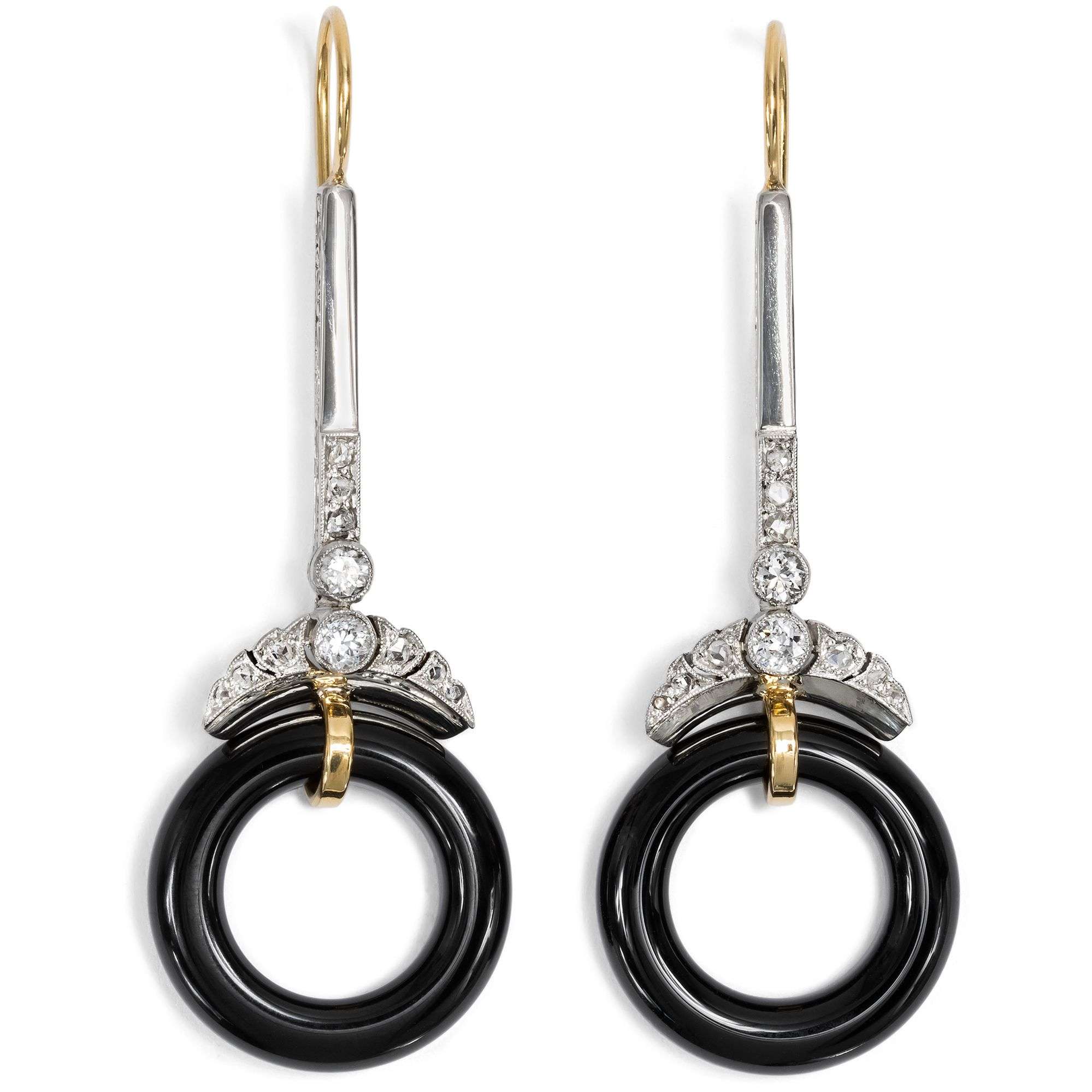 625930-hofer-antikschmuck-Ungewoehnliche-Onyx-und-Diamant-Ohrringe-aus-Elementen-des-Art-Deco-aus-unserer-Werkstatt-As-time-goes-by