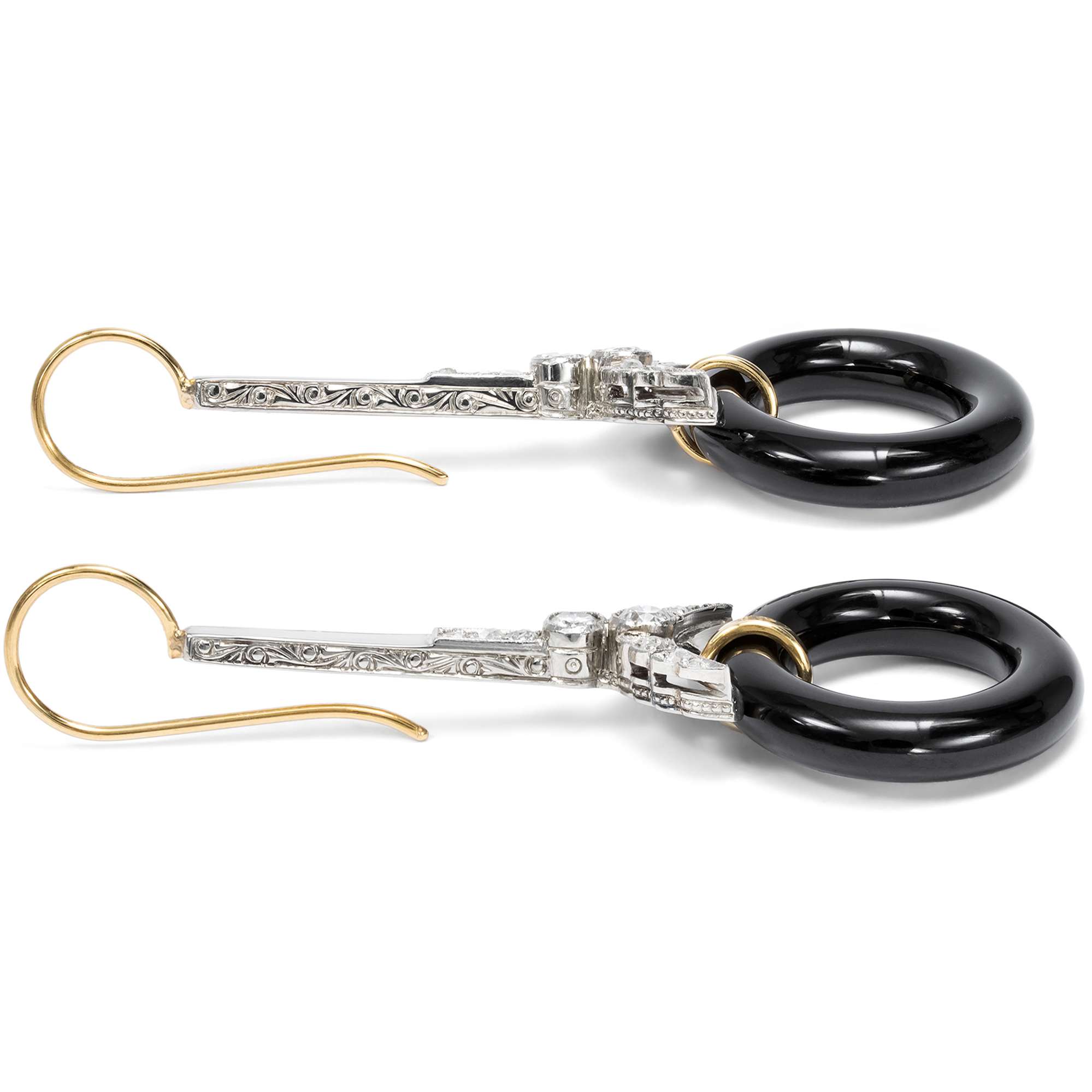 625930-hofer-antikschmuck-Ungewoehnliche-Onyx-und-Diamant-Ohrringe-aus-Elementen-des-Art-Deco-aus-unserer-Werkstatt-As-time-goes-by_4