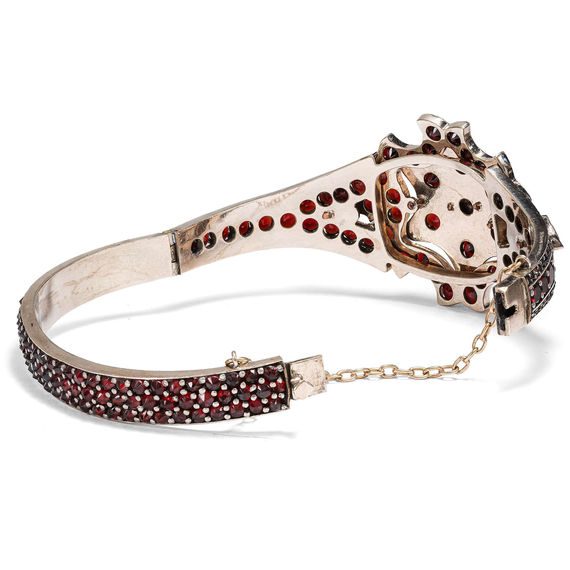 625939-hofer-antikschmuck-Grosser-antiker-Armreif-mit-boehmischen-Granaten-um-1900-Gruesse-aus-Boehmen_2