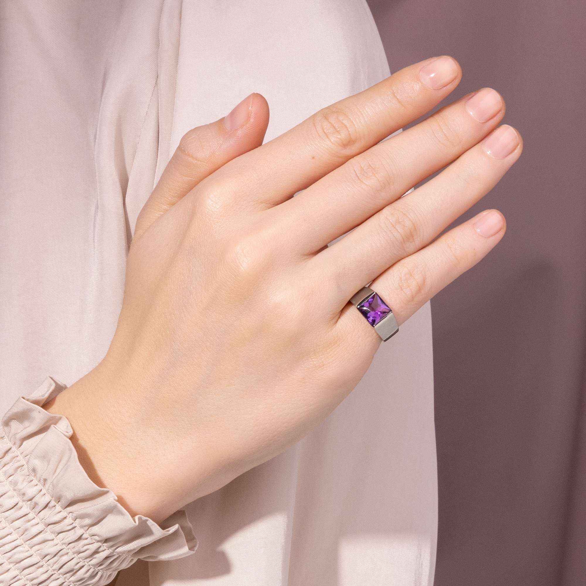 626015-hofer-antikschmuck