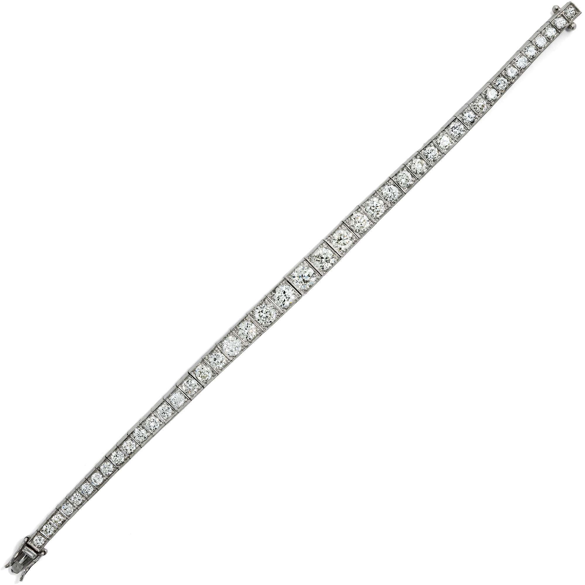 626064-hofer-antikschmuck-Antikes-Tennisarmband-des-Art-Deco-mit-9-45-ct-Diamanten-in-Platin-Wien-um-1930-Wiener-Riviere_2