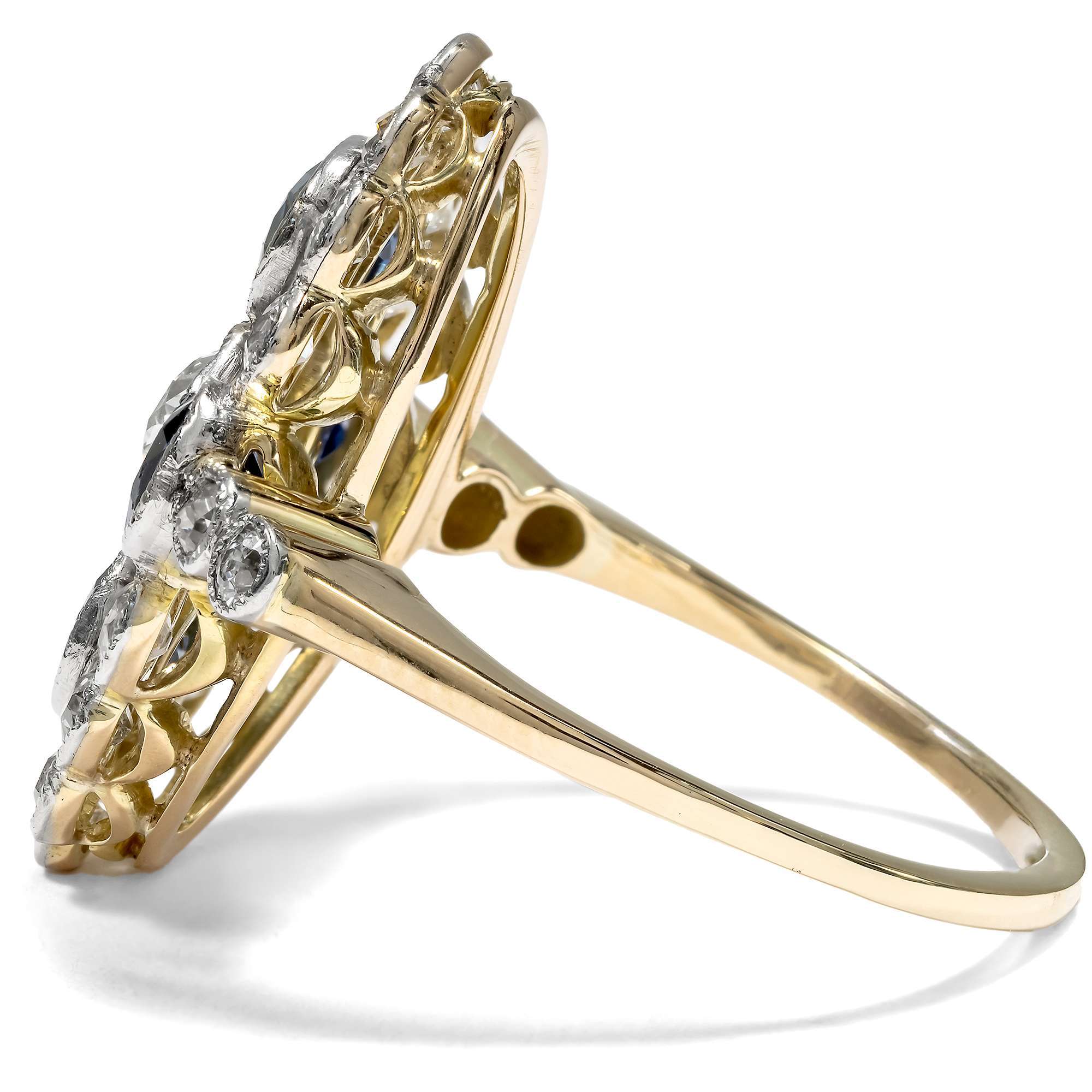 626087-hofer-antikschmuck-Ausdrucksvoller-Ring-mit-unbehandelten-Saphiren-und-Diamanten-in-Platin-auf-Gold-um-1920-Koenigin-der-Nacht_1