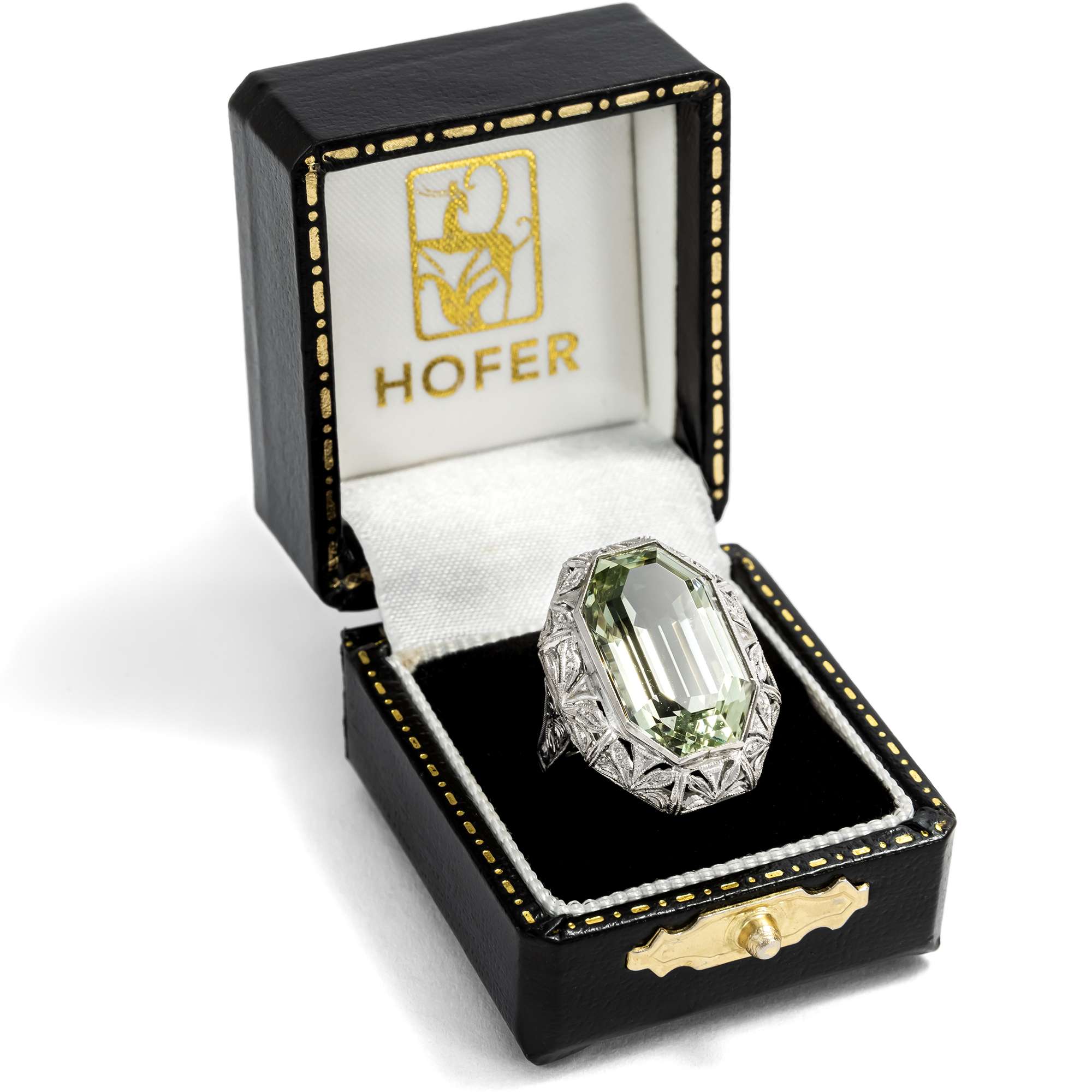 626123-hofer-antikschmuck-Wunderschoener-Ring-mit-Heliodor-in-Platin-um-1920-und-spaeter-In-lichten-Waeldern_3