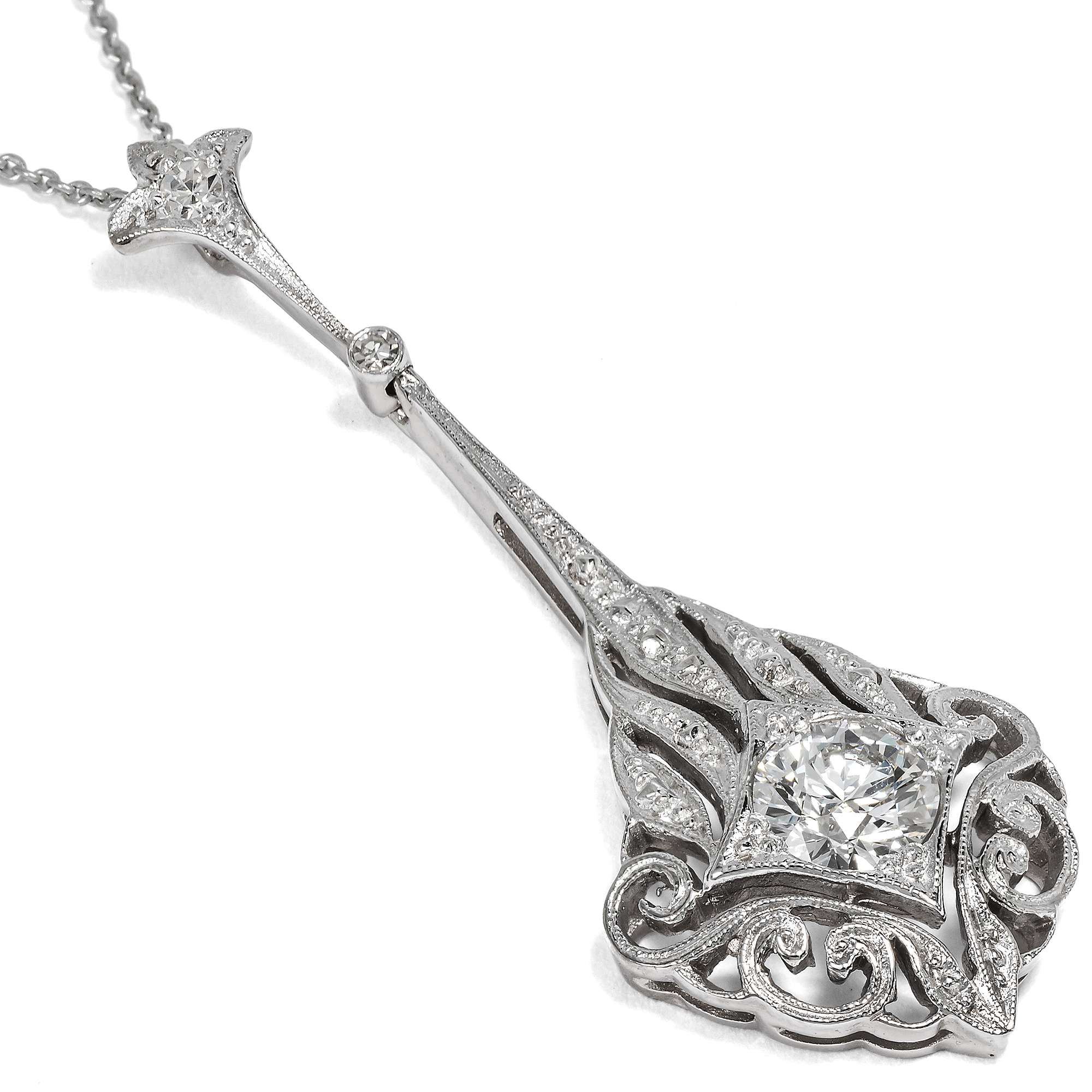 626236-hofer-antikschmuck-Eleganter-Anhaenger-mit-Diamanten-im-Stil-des-Art-Deco-aus-unserer-Werkstatt-Sterne-ueber-dem-Kurfuerstendamm_1