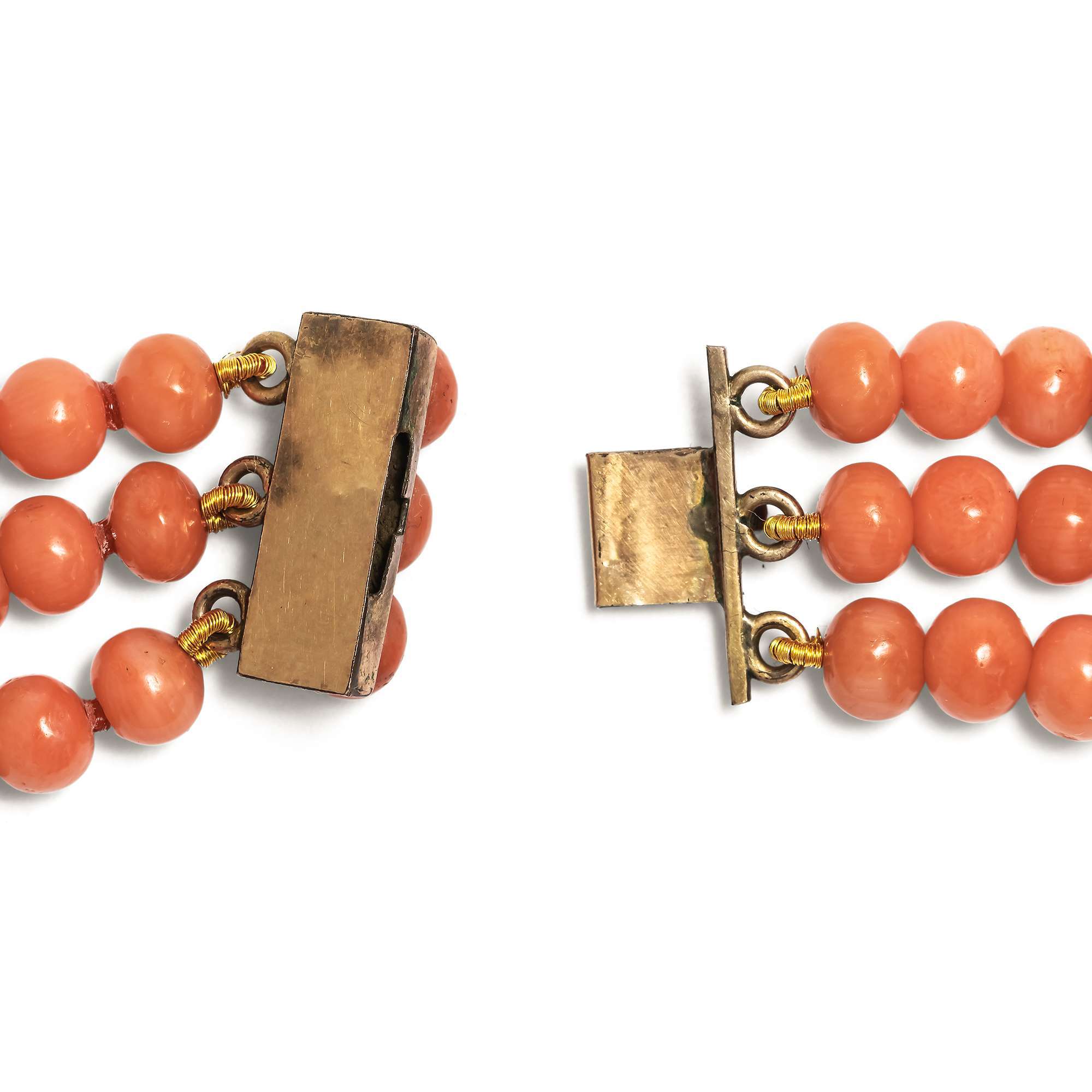 626288-hofer-antikschmuck-Grosses-Collier-aus-Corallo-Sciacca-in-drei-Reihen-Italien-um-1900-Schaetze-der-untergegangenen-Insel_3