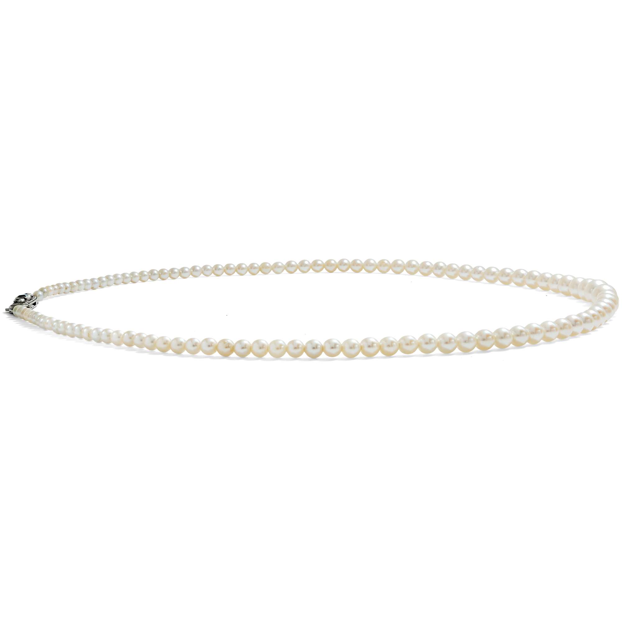 626293-hofer-antikschmuck-Qualitaetvolle-Perlenkette-des-Art-Deco-mit-Schliesse-aus-Smaragd-Diamanten-und-Weissgold-um-1935-D-mo-arigat-_1