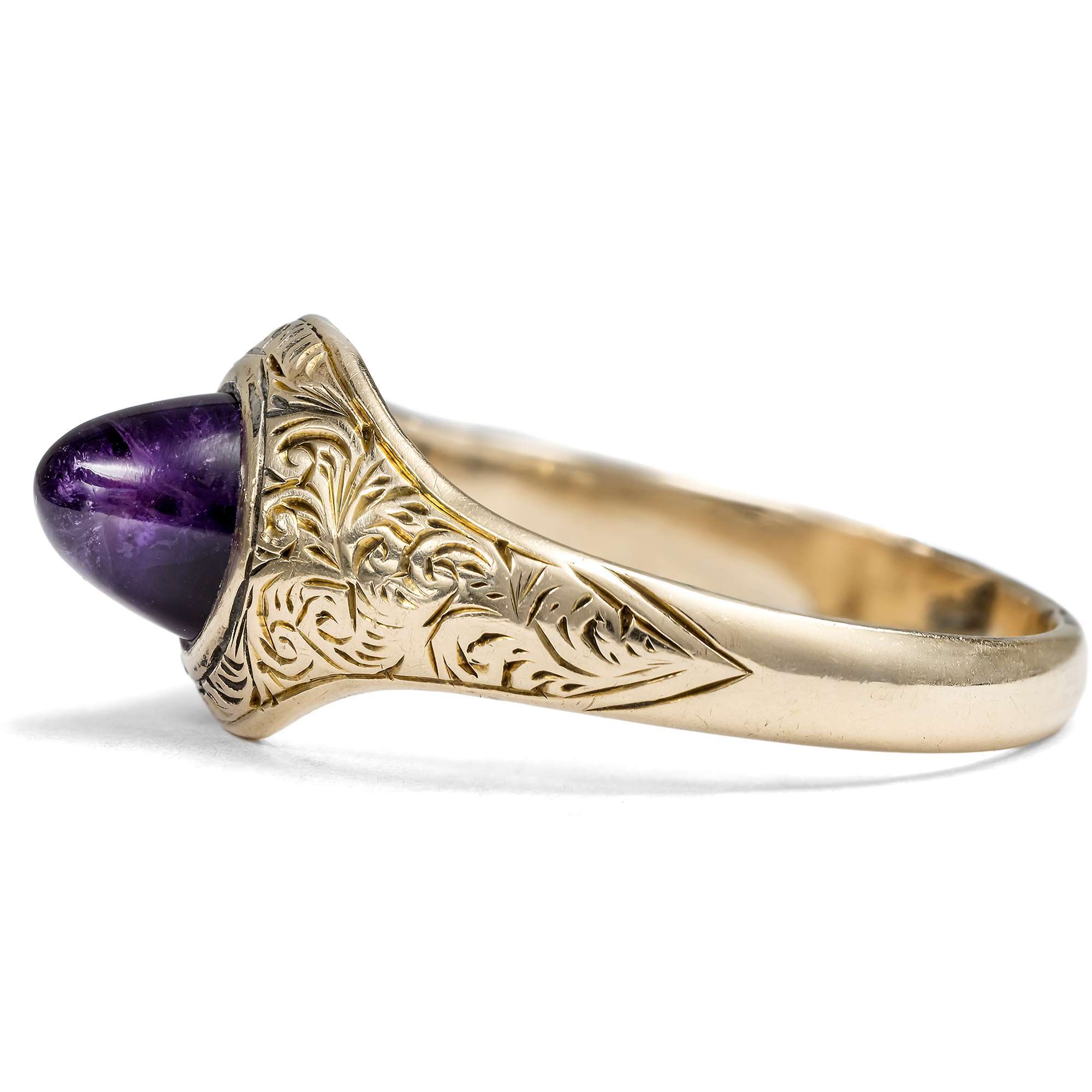 626309-hofer-antikschmuck-Ungewoehnlicher-Ring-mit-kegelfoermigem-Amethysten-in-Gold-Deutschland-um-1890-und-spaeter-Zuckerhut_2