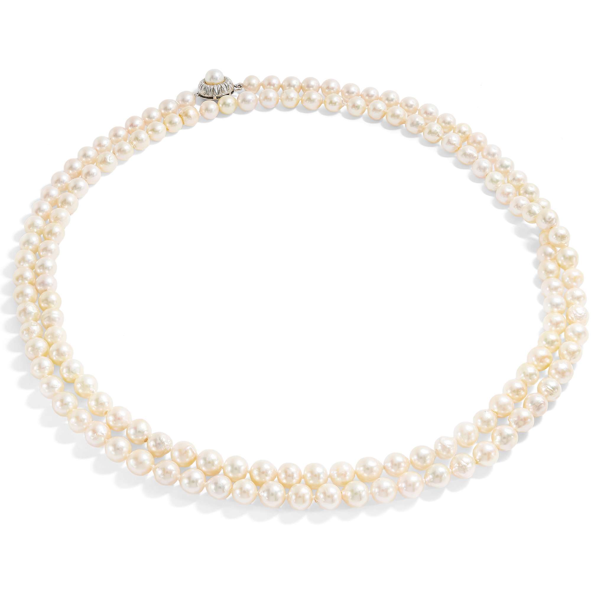 626346-hofer-antikschmuck-Lange-vintage-Perlenkette-in-Sautoirlaenge-mit-Schliesse-aus-Silber-um-1975-Ab-in-die-Oper-_2