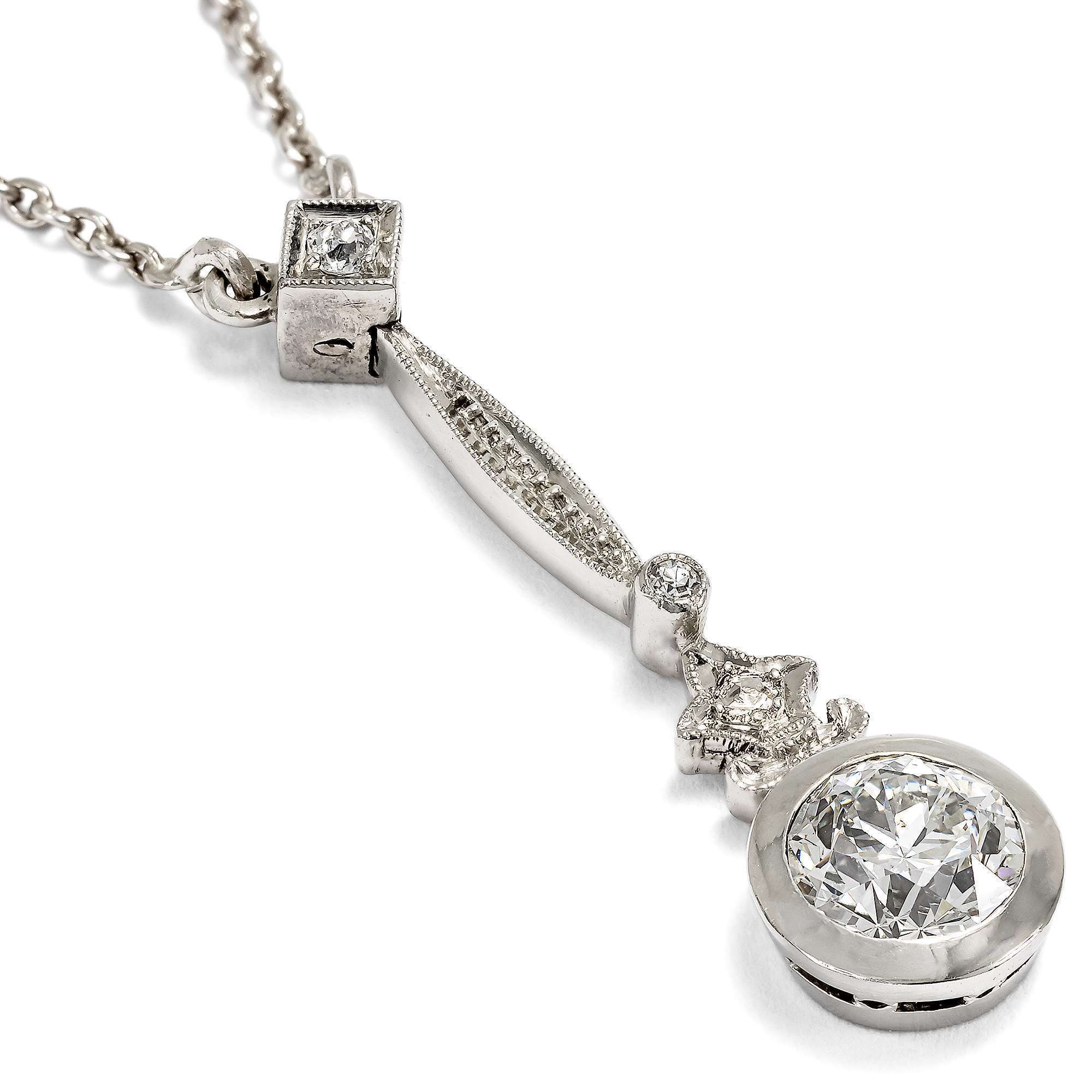 626397-hofer-antikschmuck-Zartes-Collier-aus-Weissgold-mit-einem-0-90-ct-schweren-Diamanten-im-Altschliff-um-1930-Glanzleistung-_4