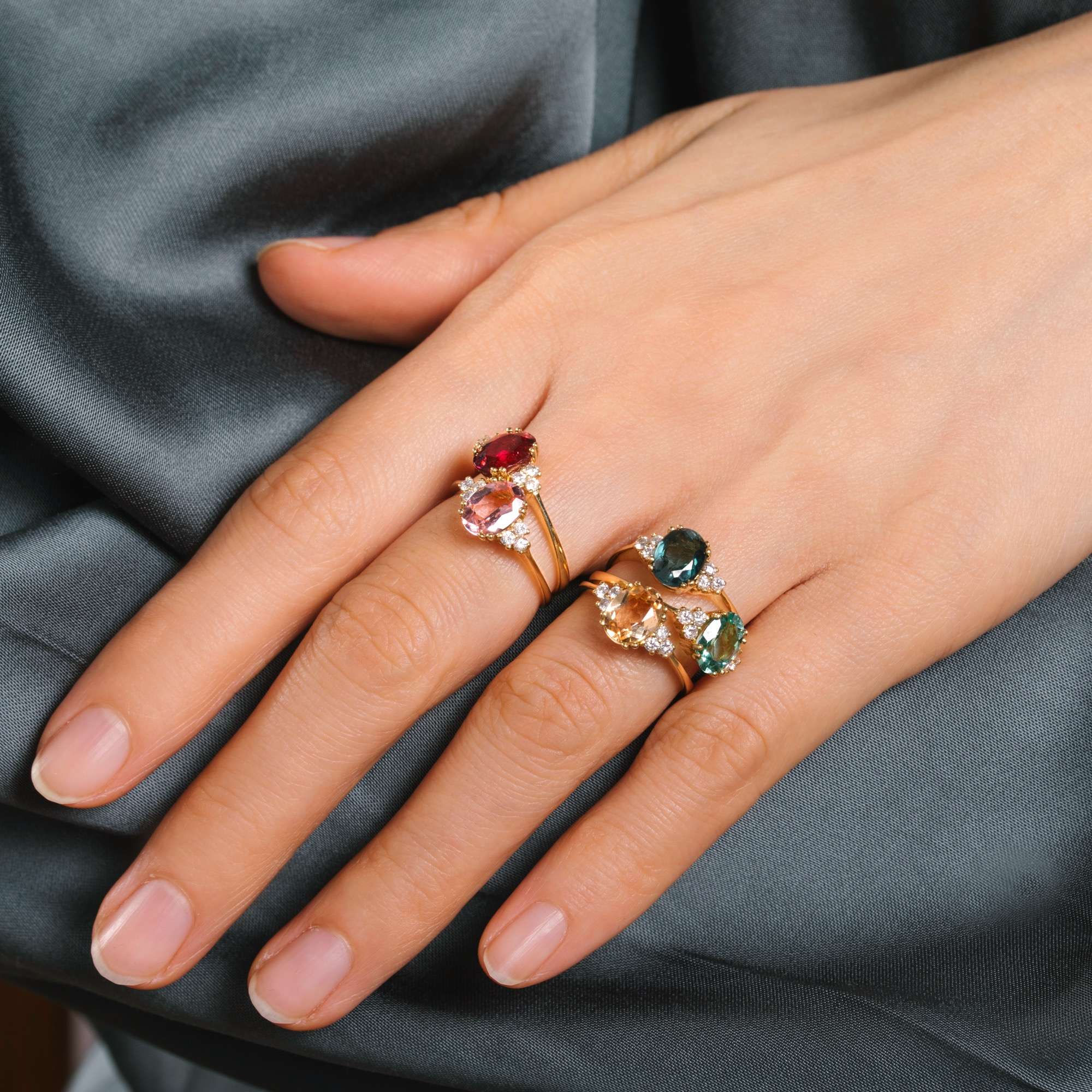 626527-hofer-antikschmuck-Ungetragener-Ring-mit-violettem-Amethyst-und-Brillanten-in-Gold-aus-unserer-Werkstatt-Veilchenzeit_1