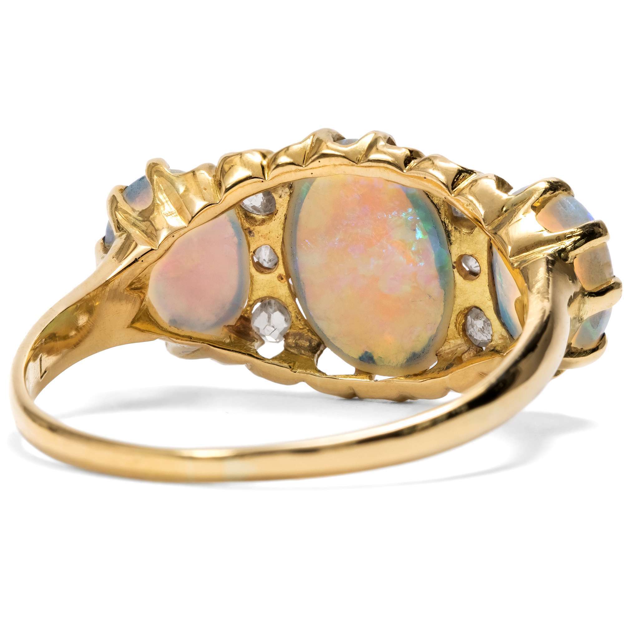 626580-hofer-antikschmuck-Zauberhafter-antiker-Opal-und-Diamant-Ring-aus-Gold-England-um-1895-Traum-von-Albion_1