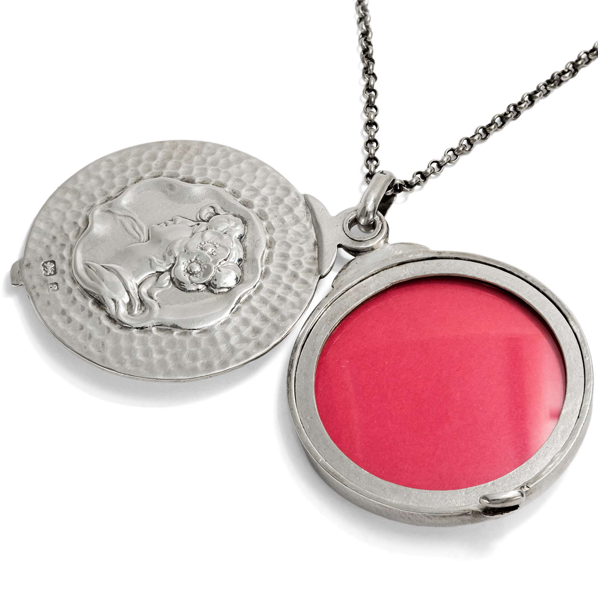 626673-hofer-antikschmuck-Antikes-Medaillon-des-Jugendstil-aus-Silber-England-datiert-1900_4