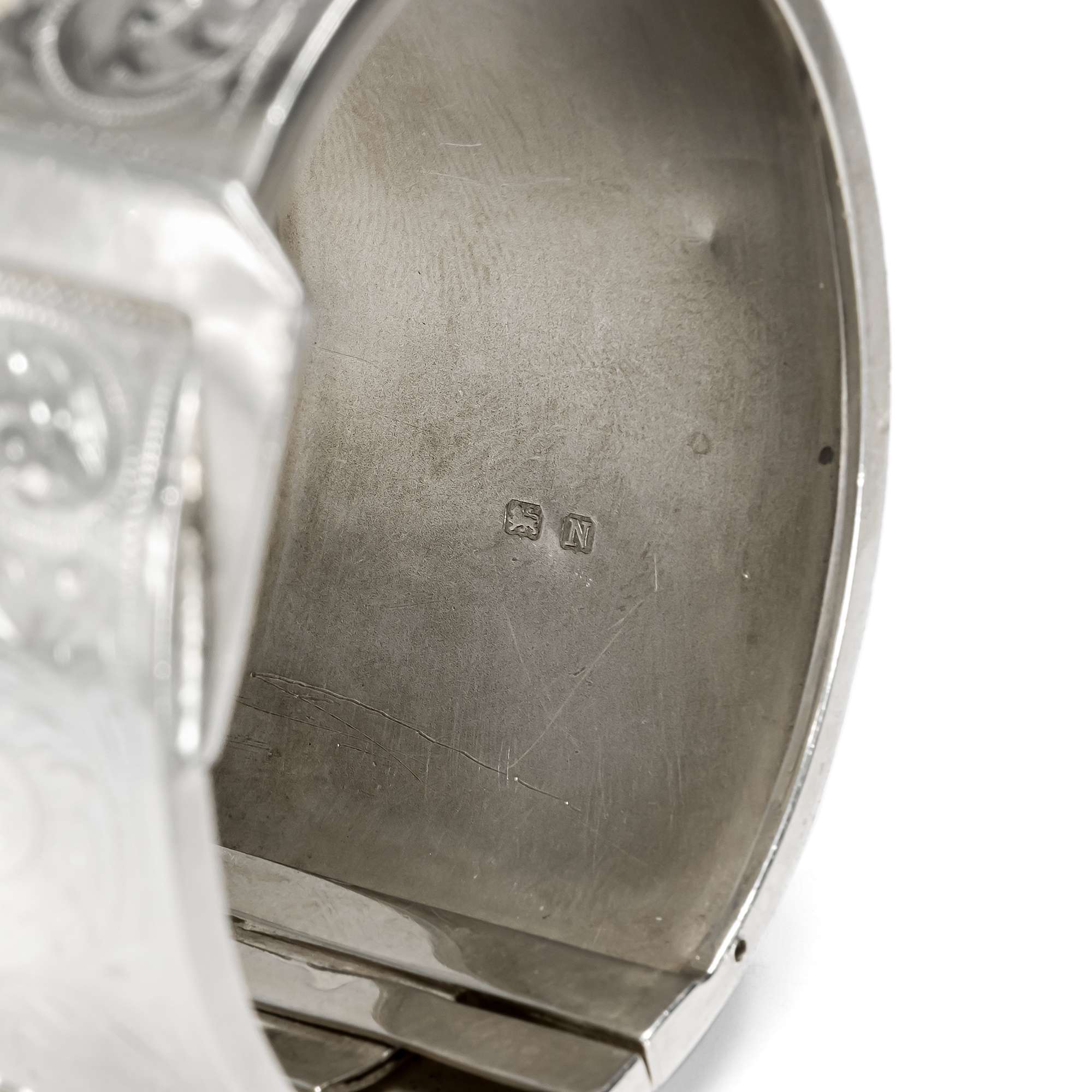 626681-hofer-antikschmuck-Breiter-Sterlingsilber-Armreif-in-Form-eines-Guertels-Birmingham-1937-Gut-geguertet_4