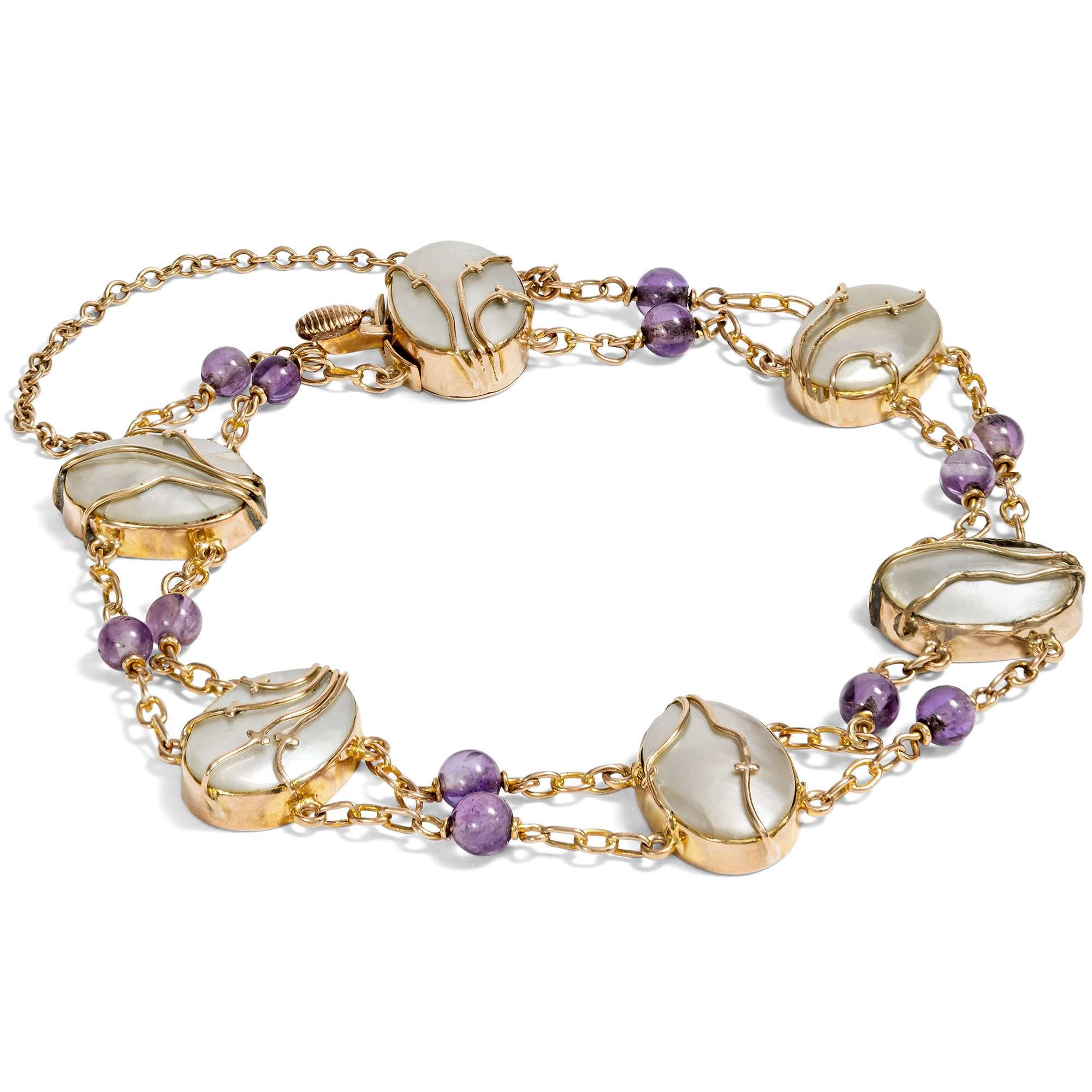 626699-hofer-antikschmuck-Arts-und-Crafts-Armband-mit-Perlschalen-und-Amethysten-in-Gold-England-um-1905-Im-goldenen-Kaefig